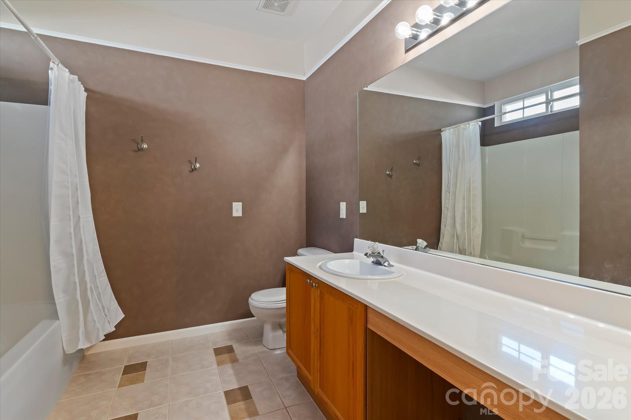 115 Northland Avenue Property Photo 24