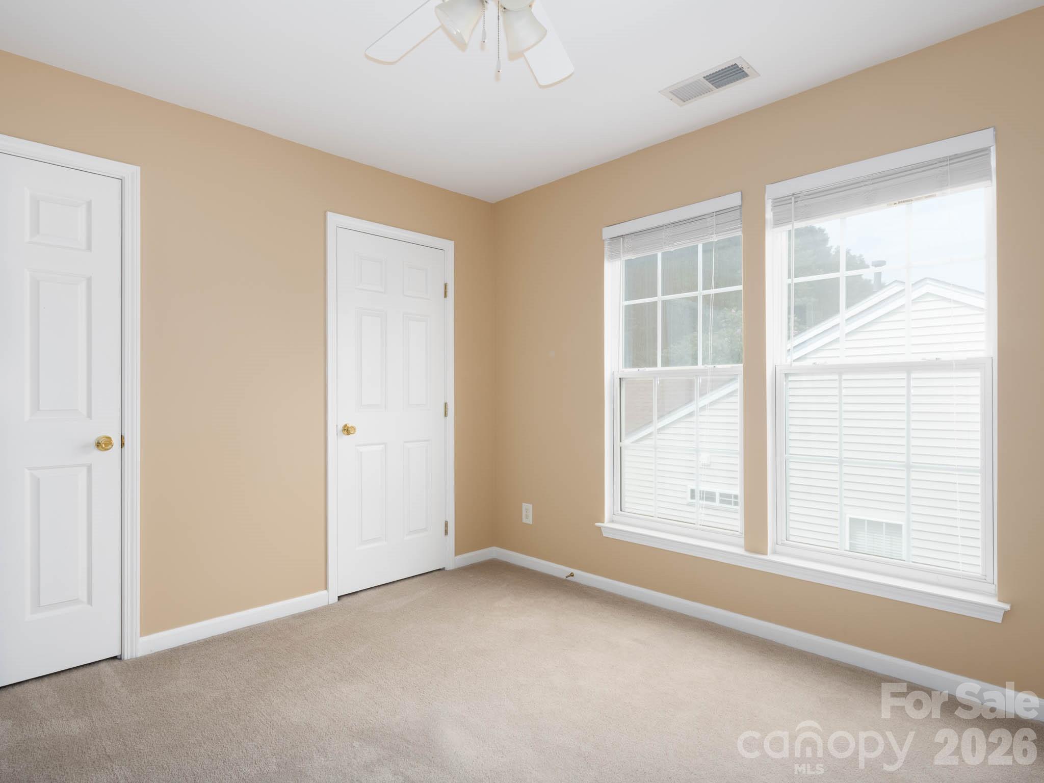 115 Northland Avenue Property Photo 32