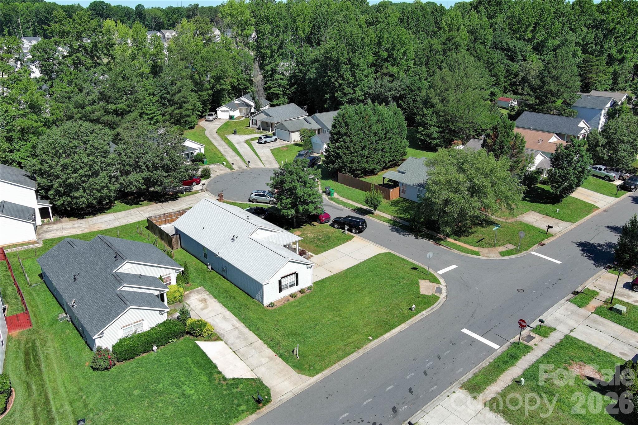 12151 Stewarts Crossing Drive Property Photo 13