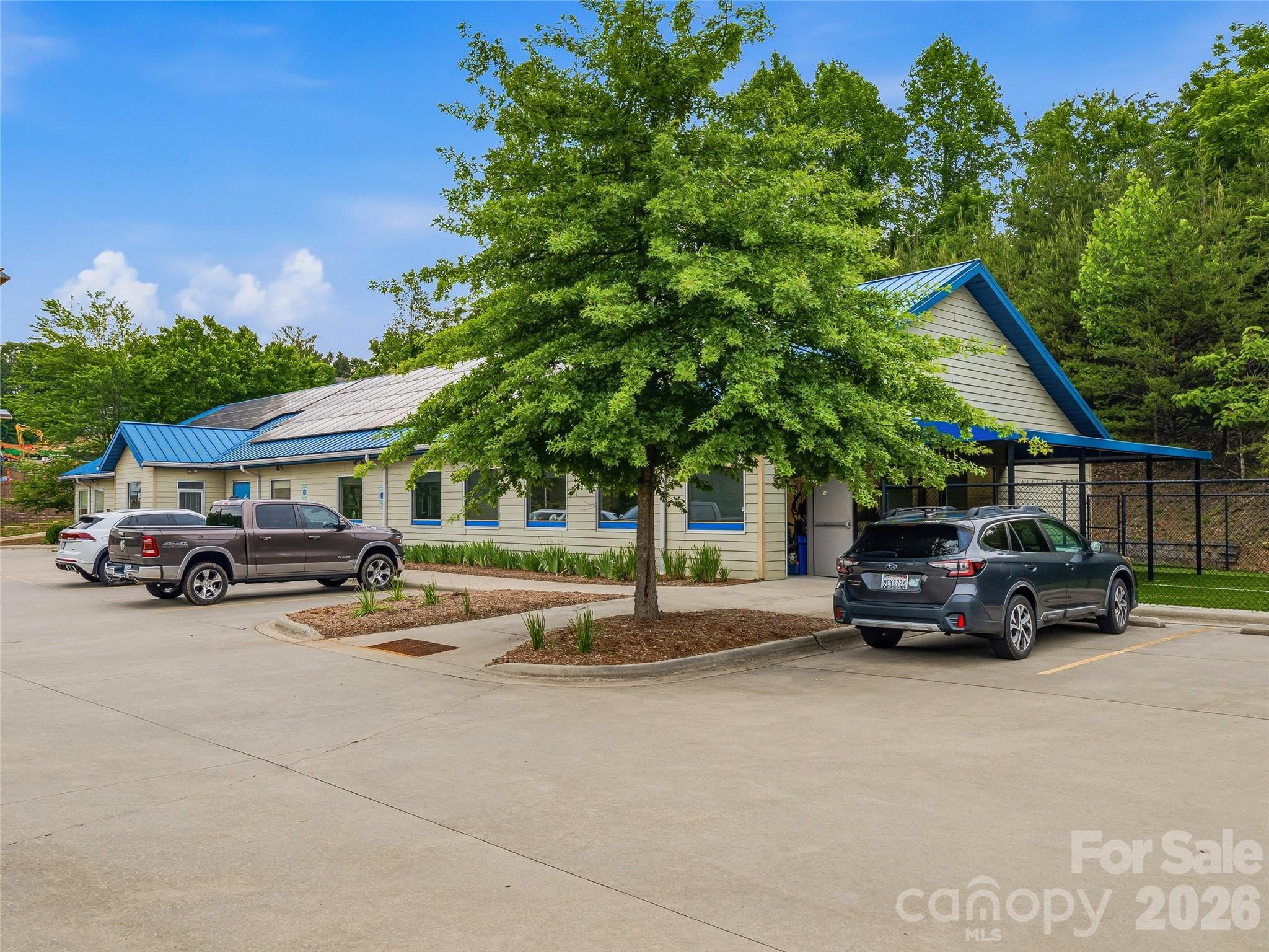 149 New Leicester Highway Property Photo 3