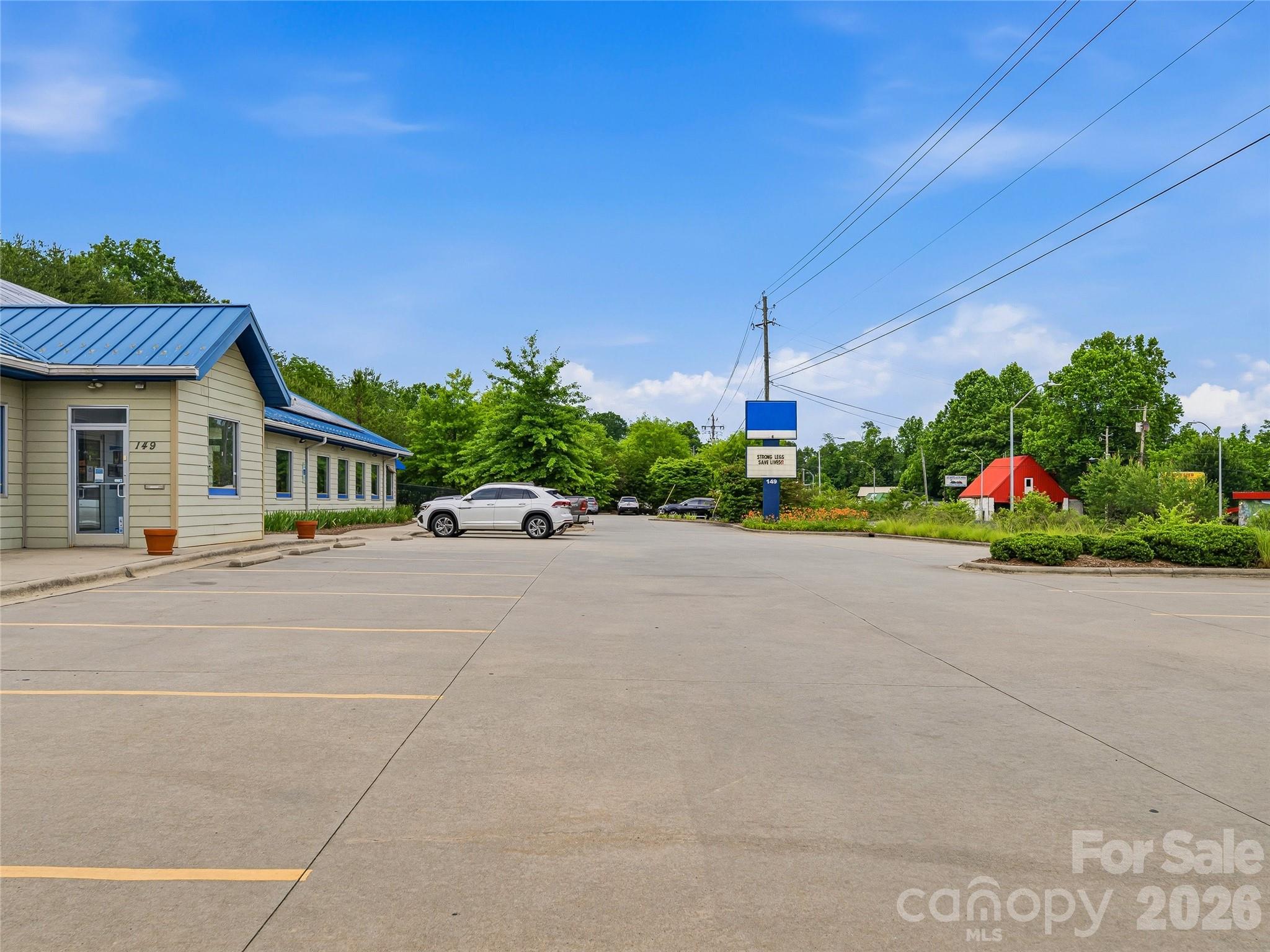 149 New Leicester Highway Property Photo 6