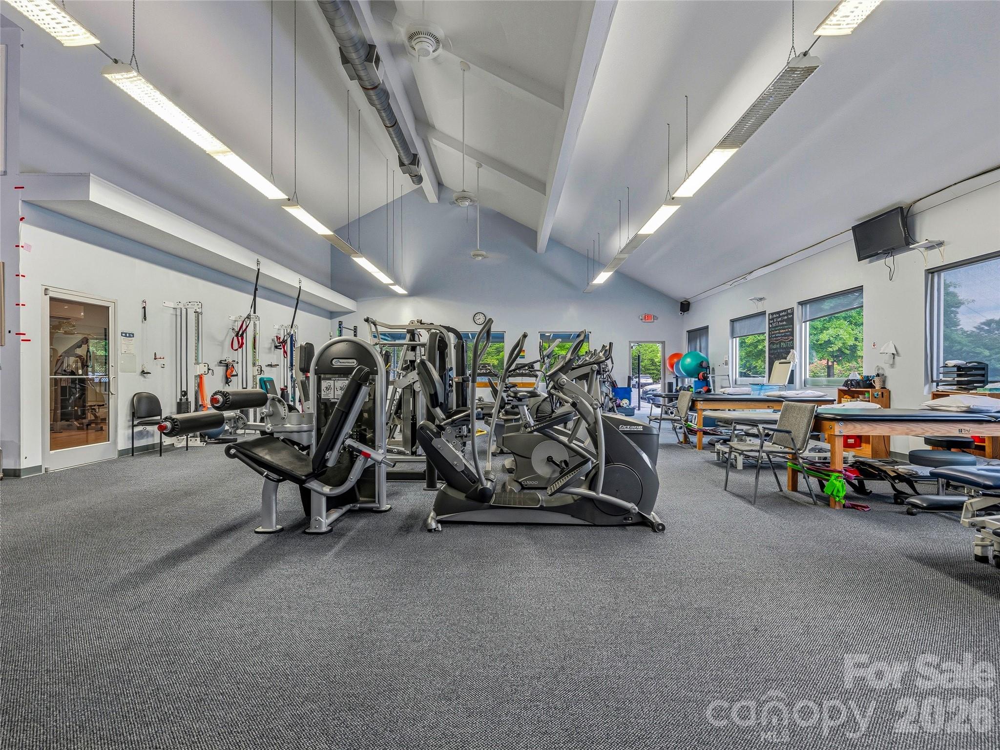 149 New Leicester Highway Property Photo 24