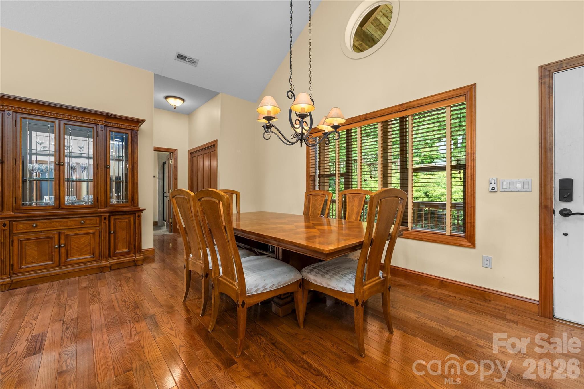 226 Sawgrass Drive Property Photo 6
