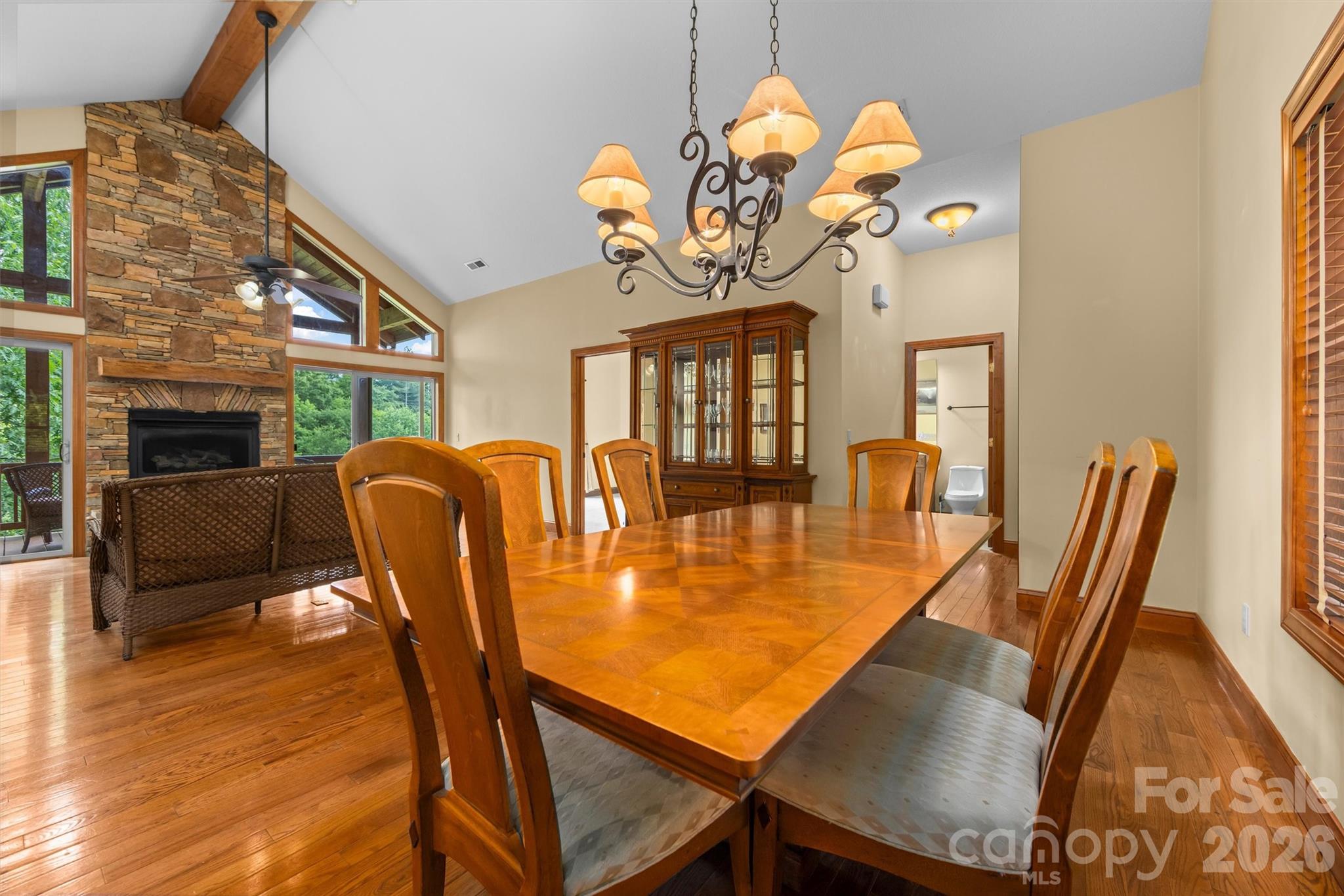 226 Sawgrass Drive Property Photo 10
