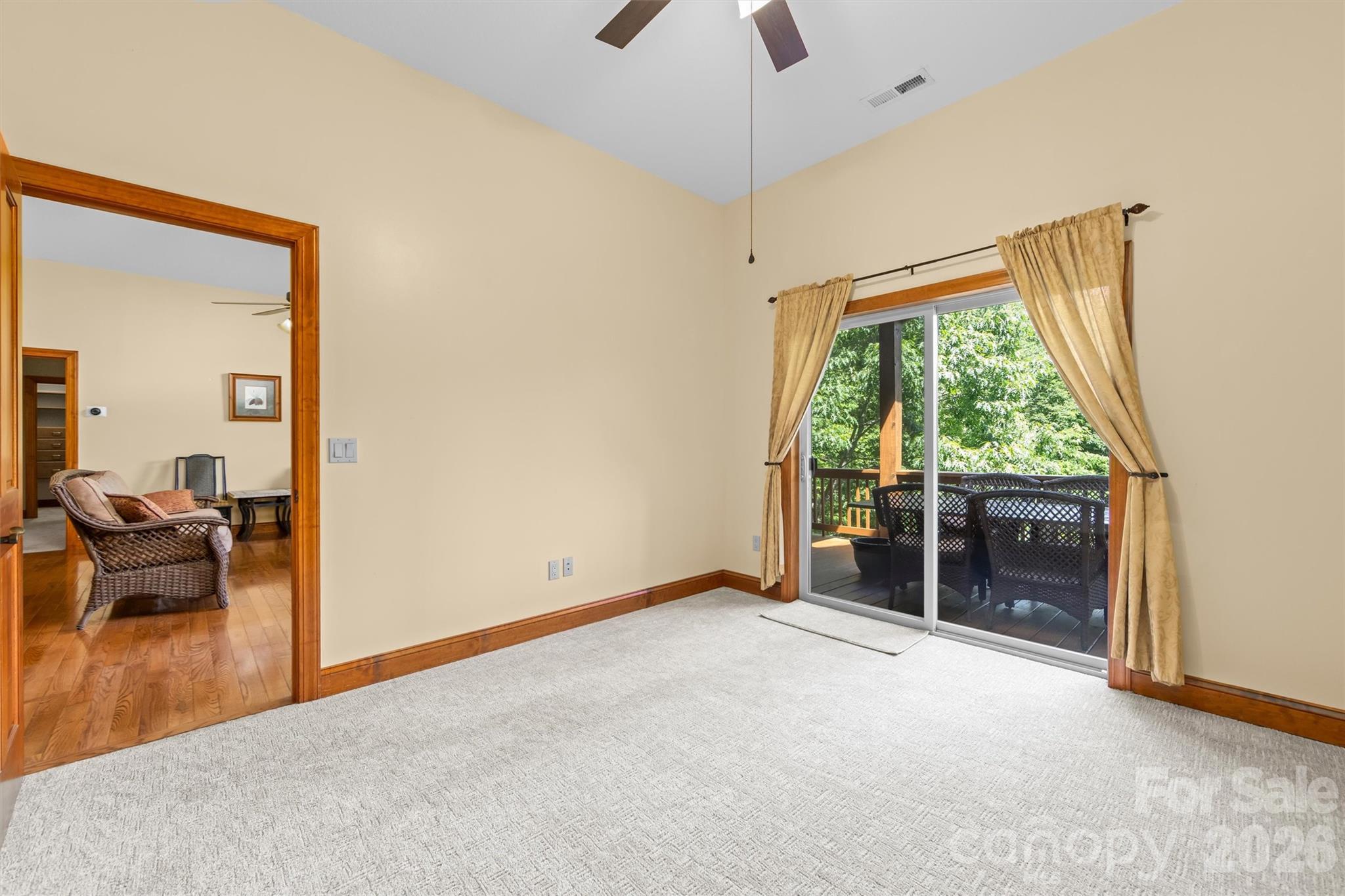 226 Sawgrass Drive Property Photo 22