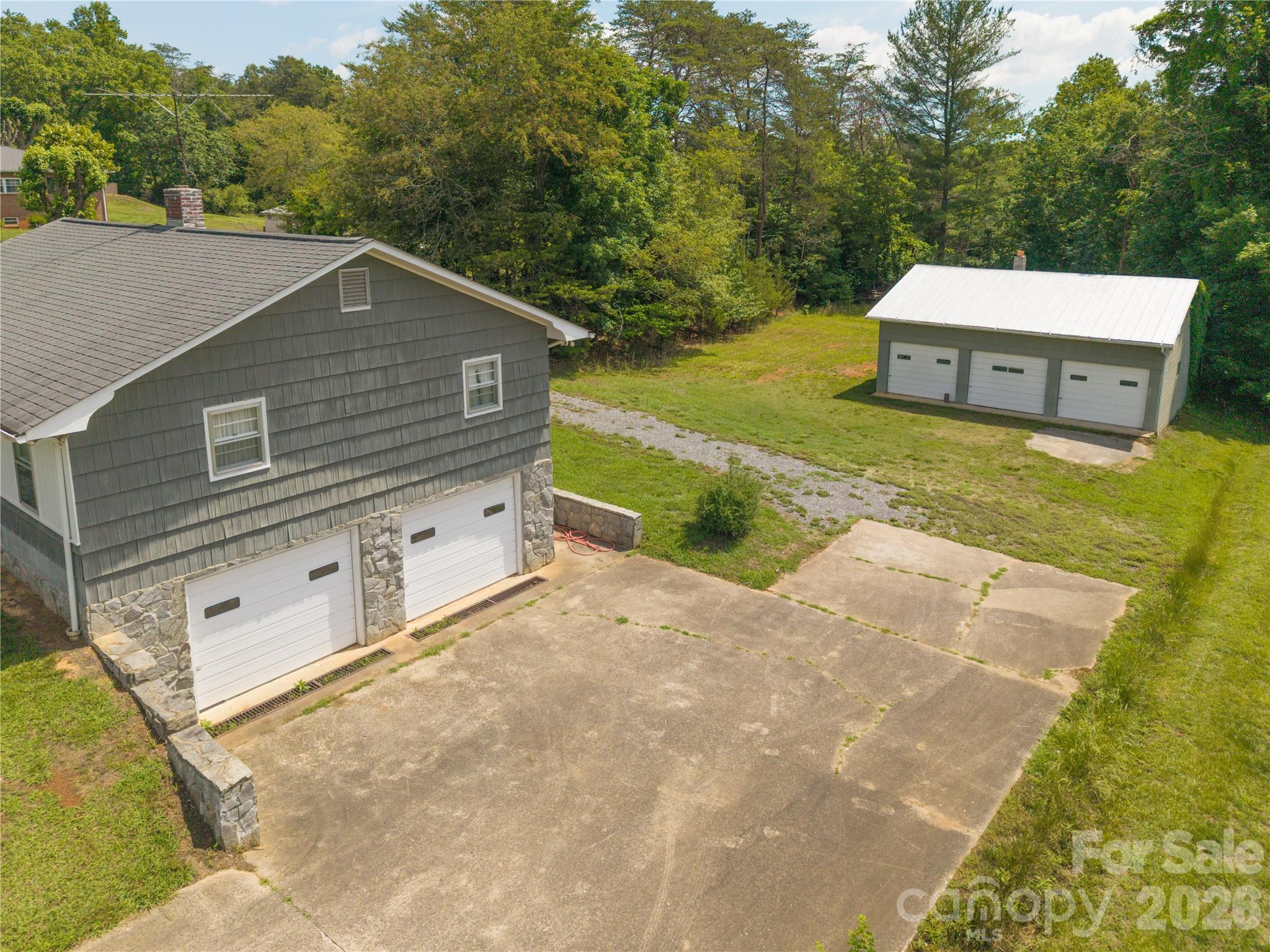 122 Whitley Road Property Photo 1