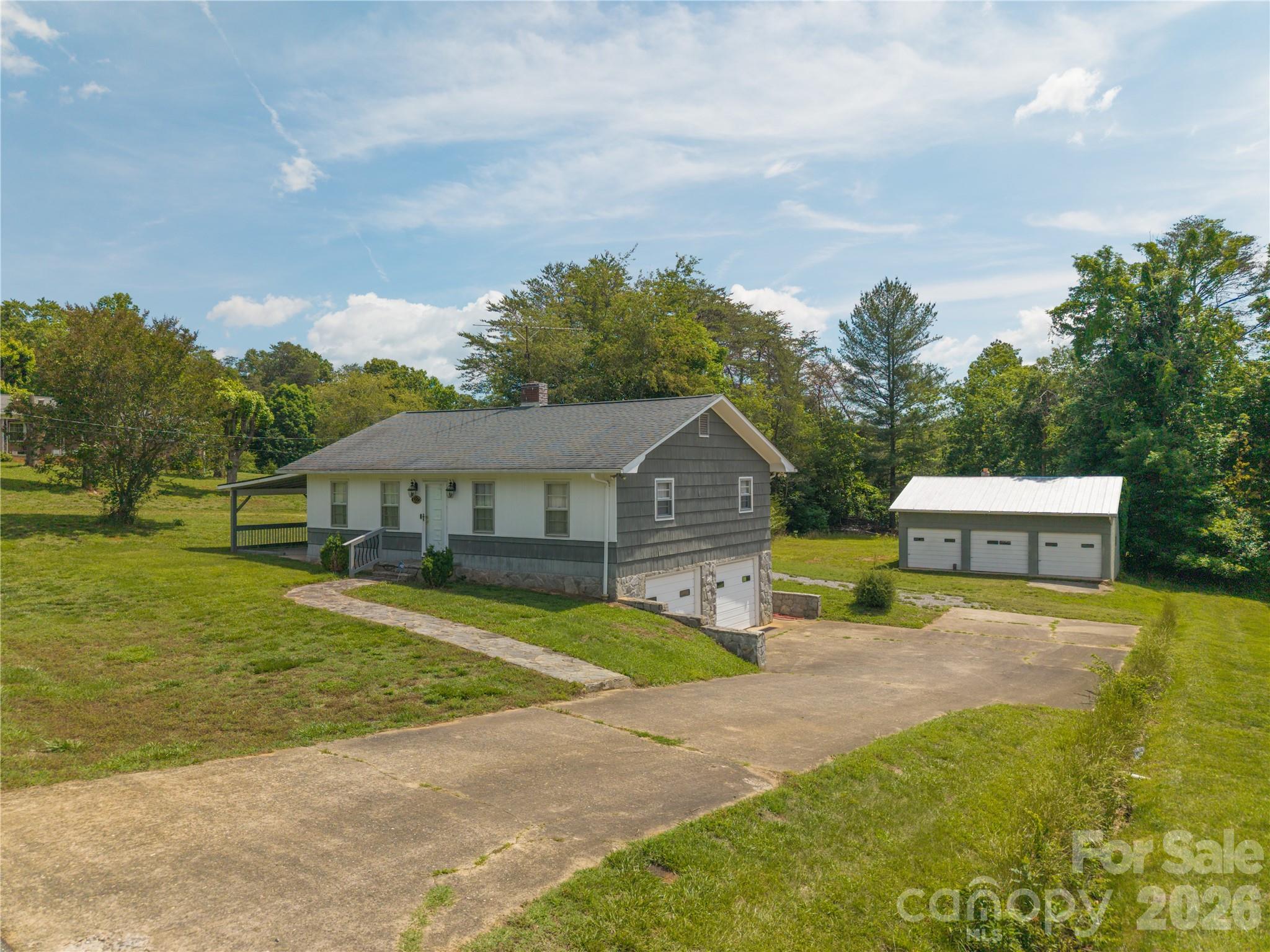 122 Whitley Road Property Photo 2