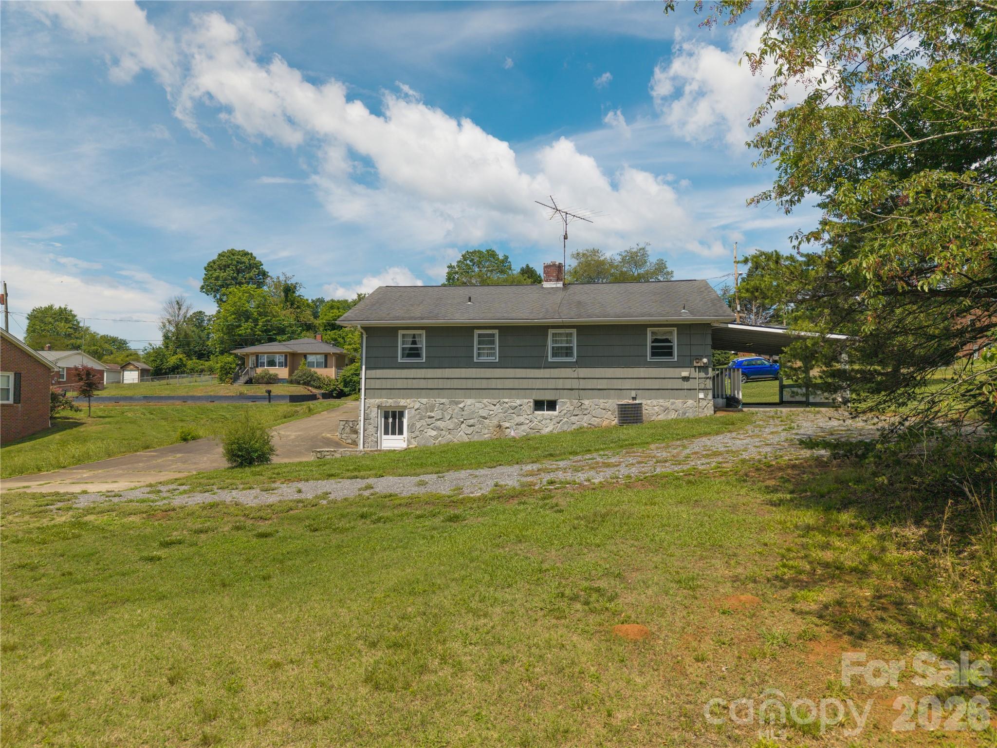 122 Whitley Road Property Photo 7