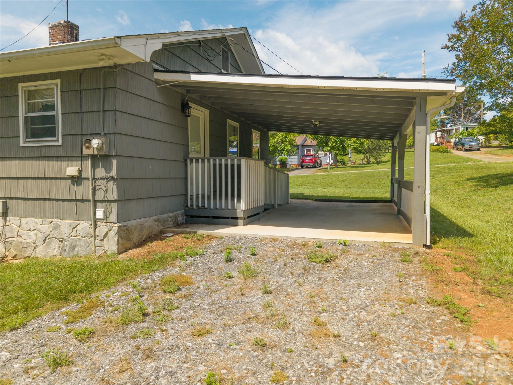 122 Whitley Road Property Photo 8