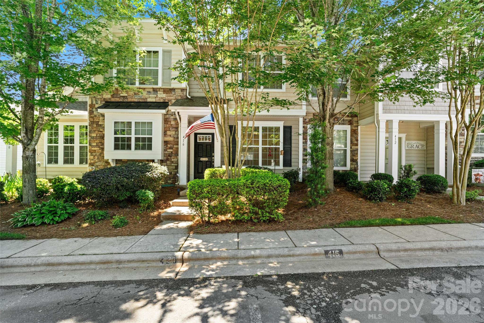 416 River Park Road Property Photo 2