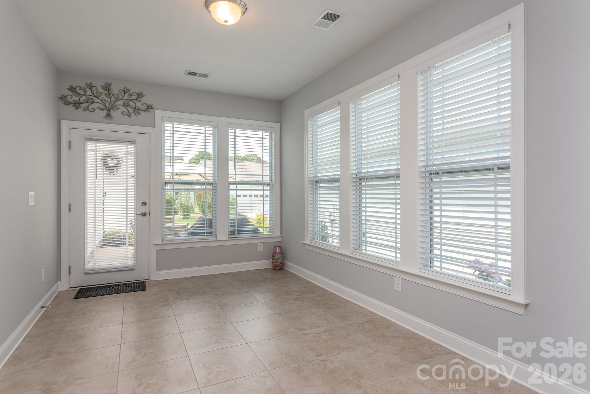 17718 Morehampton Avenue Property Photo 13