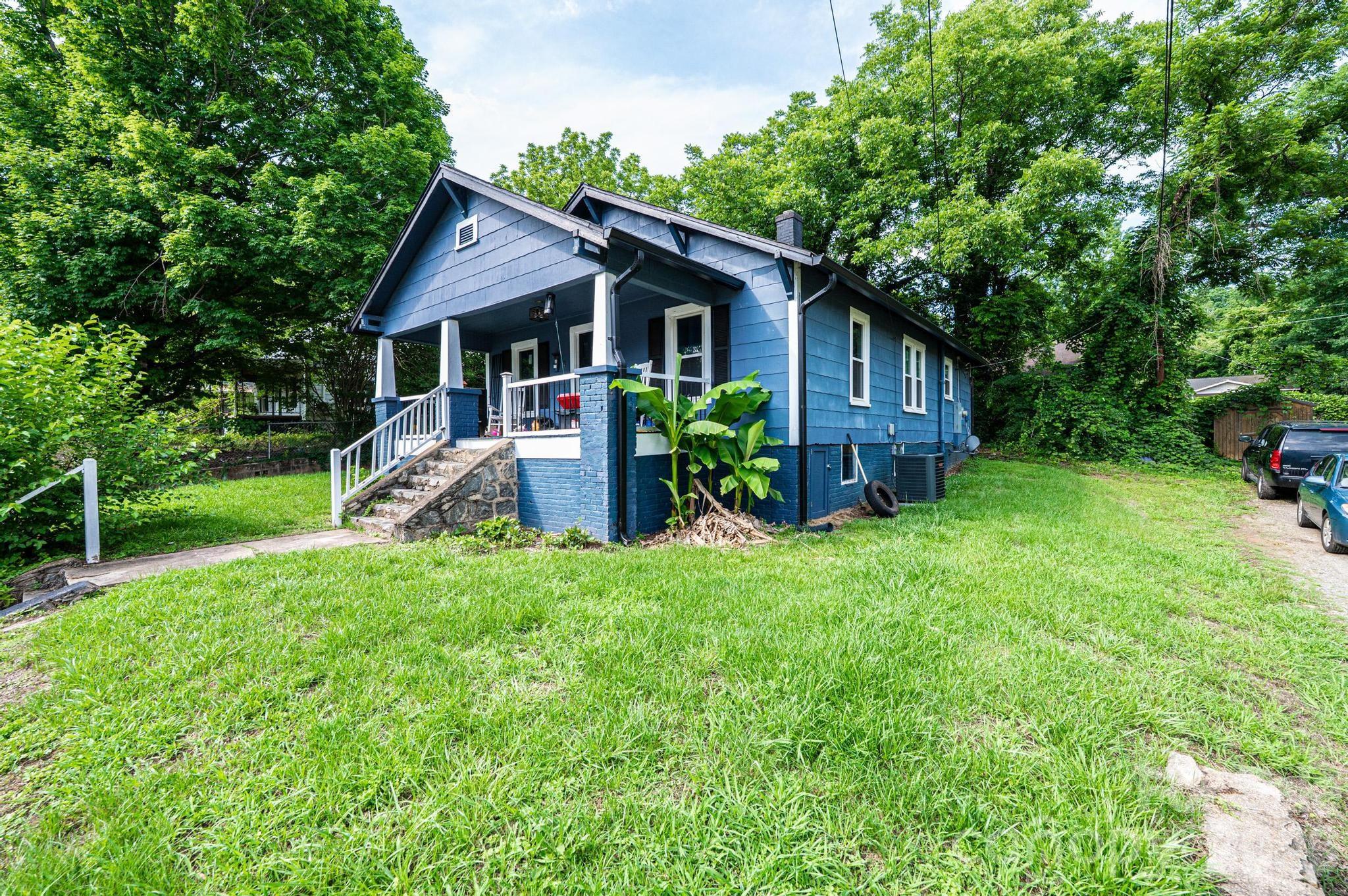 224 Broadway Street Property Photo 2