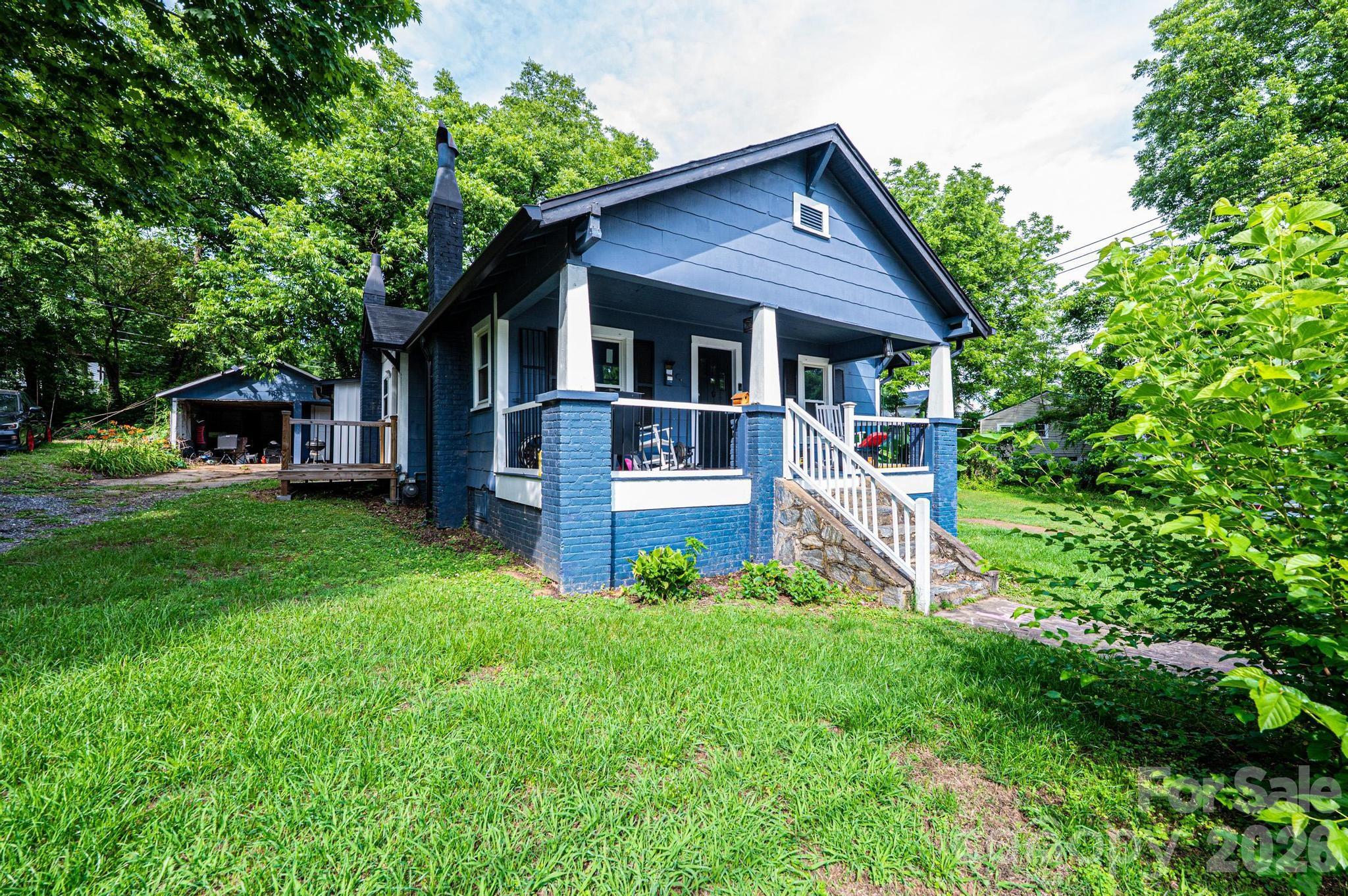 224 Broadway Street Property Photo 4