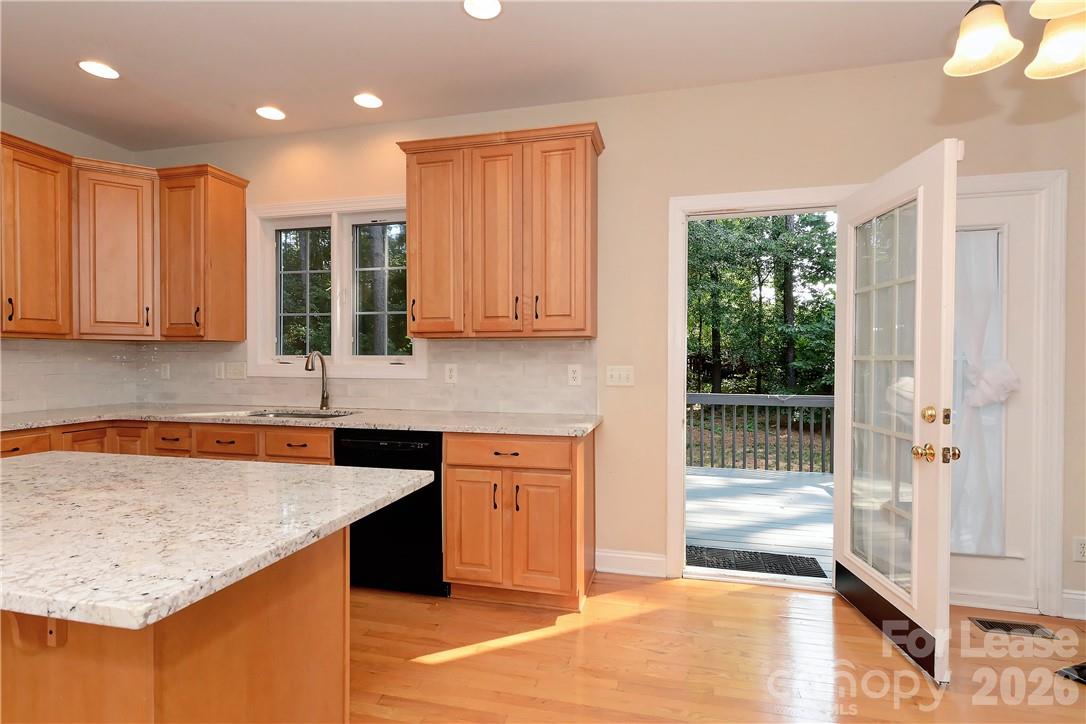 10496 Gunnison Lane Property Photo 6