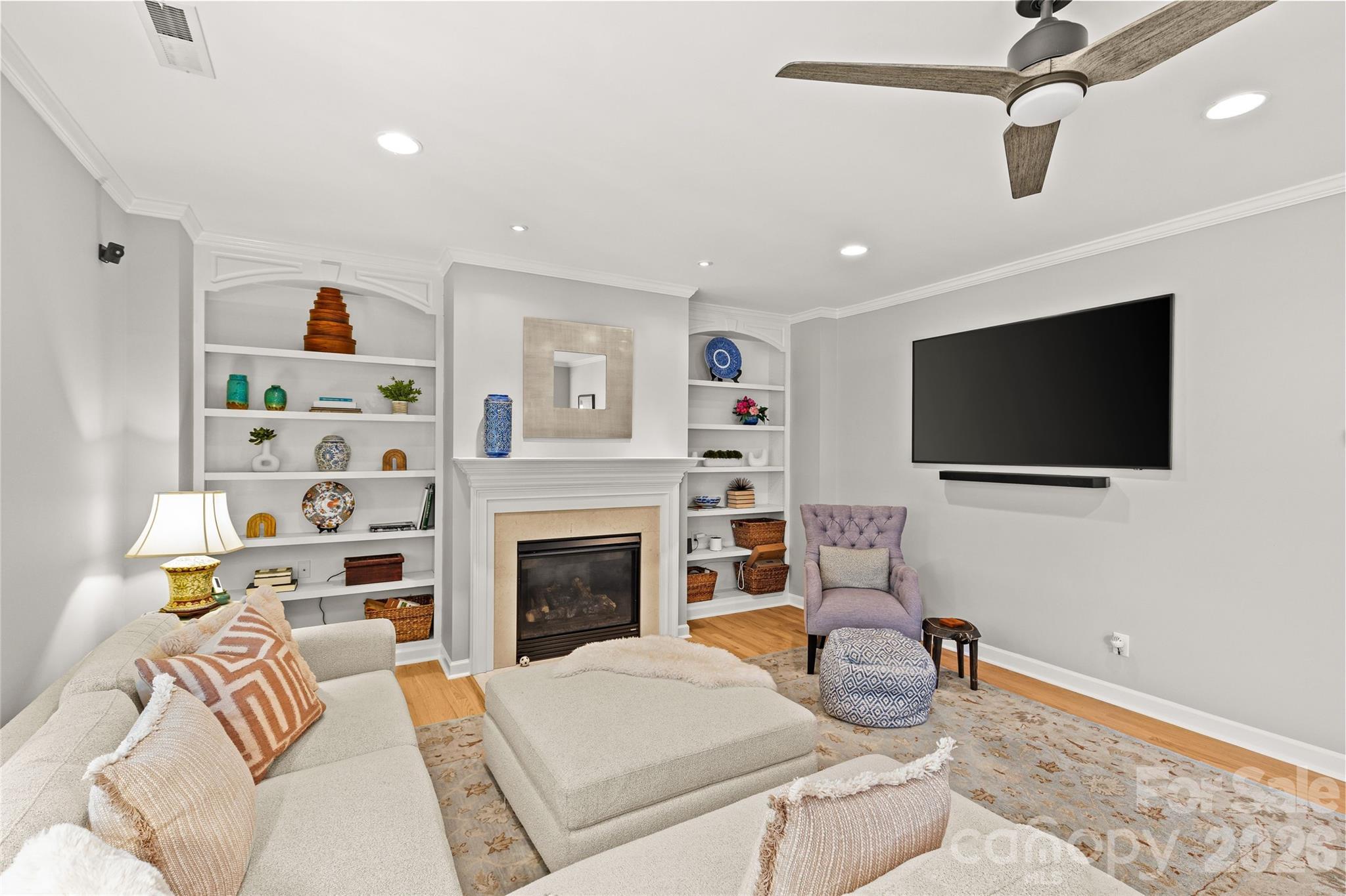 3207 Lakehurst Crossing Property Photo 16