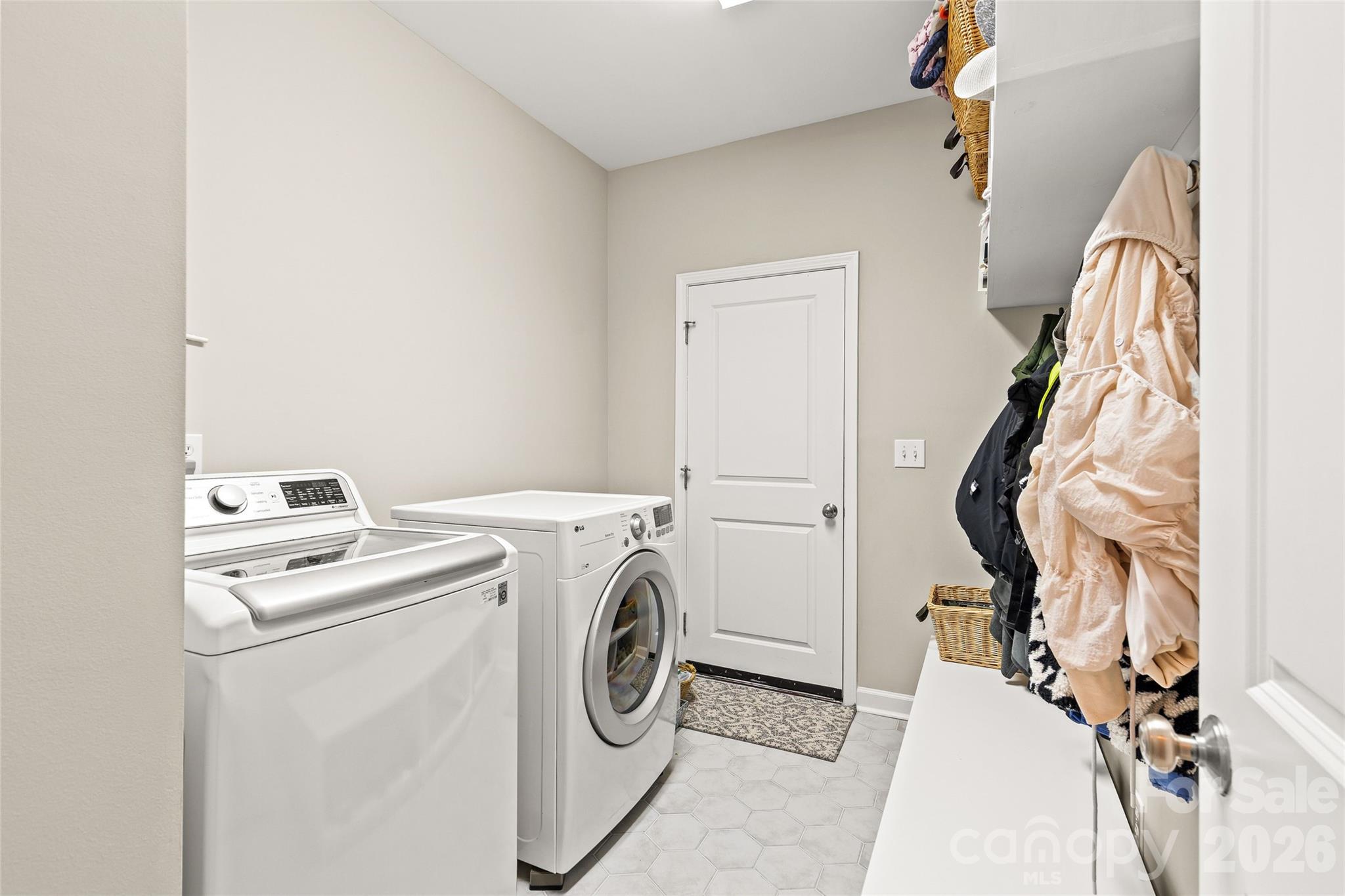3207 Lakehurst Crossing Property Photo 20