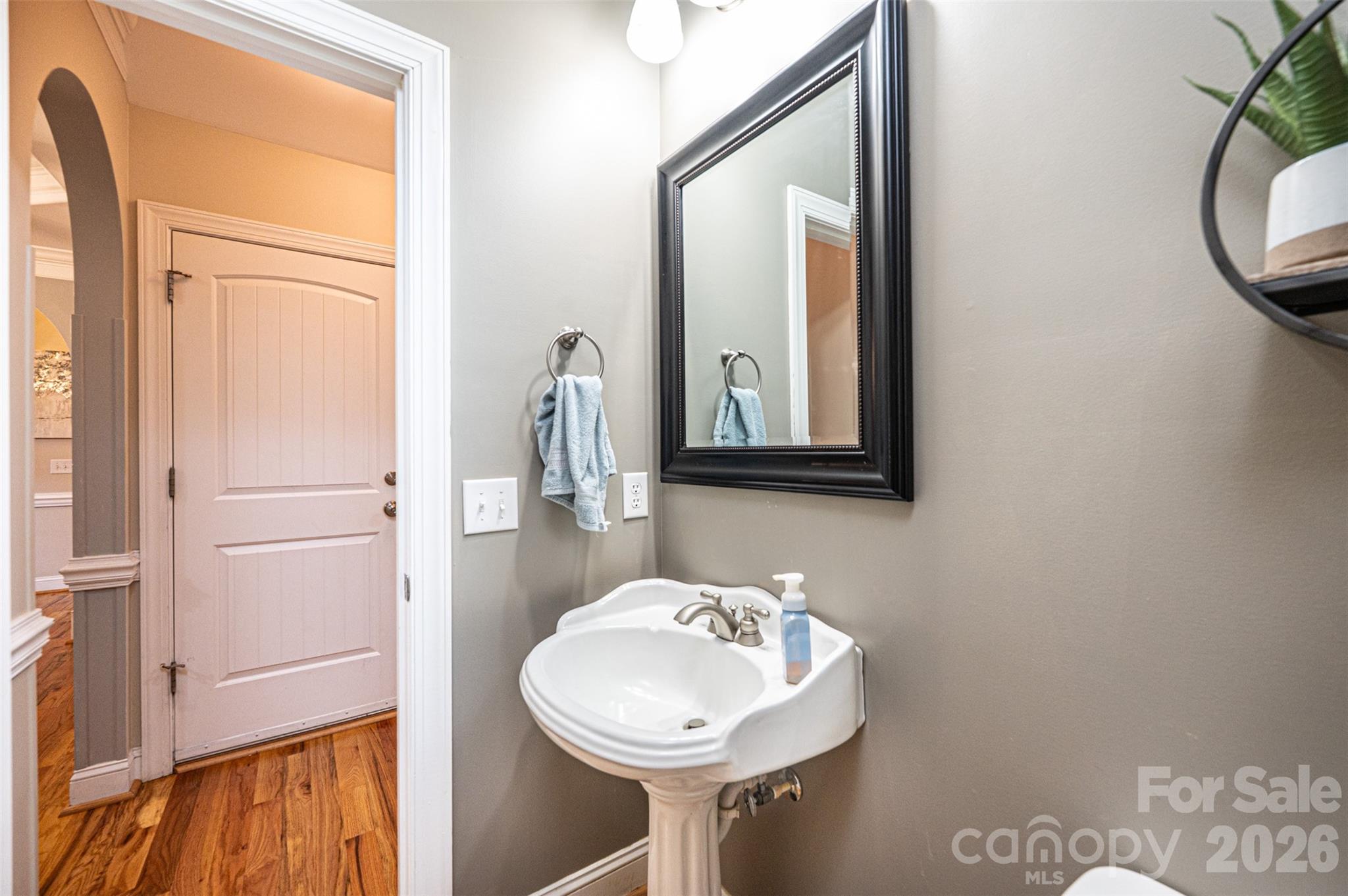 1718 30th Avenue Place Property Photo 10