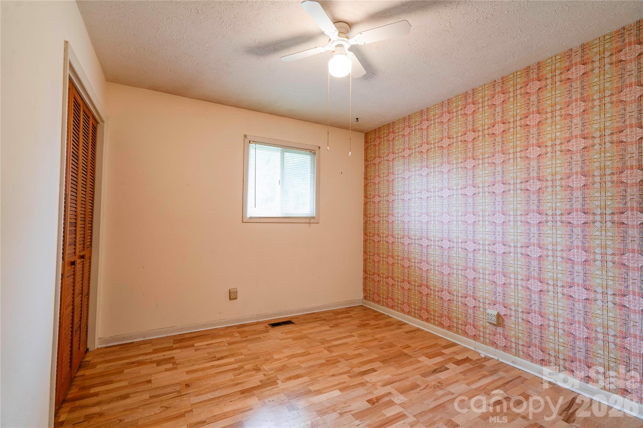 3016 Longwood Drive Property Photo 22
