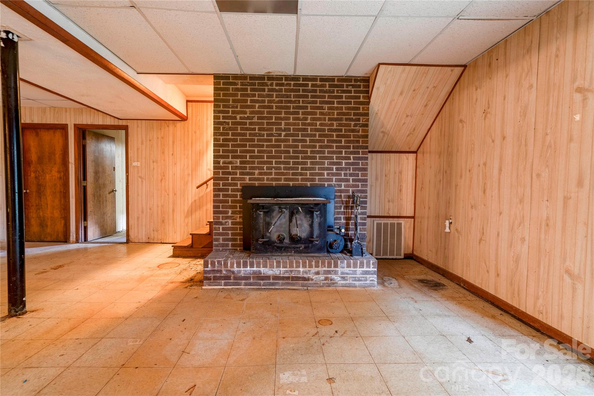 3016 Longwood Drive Property Photo 38