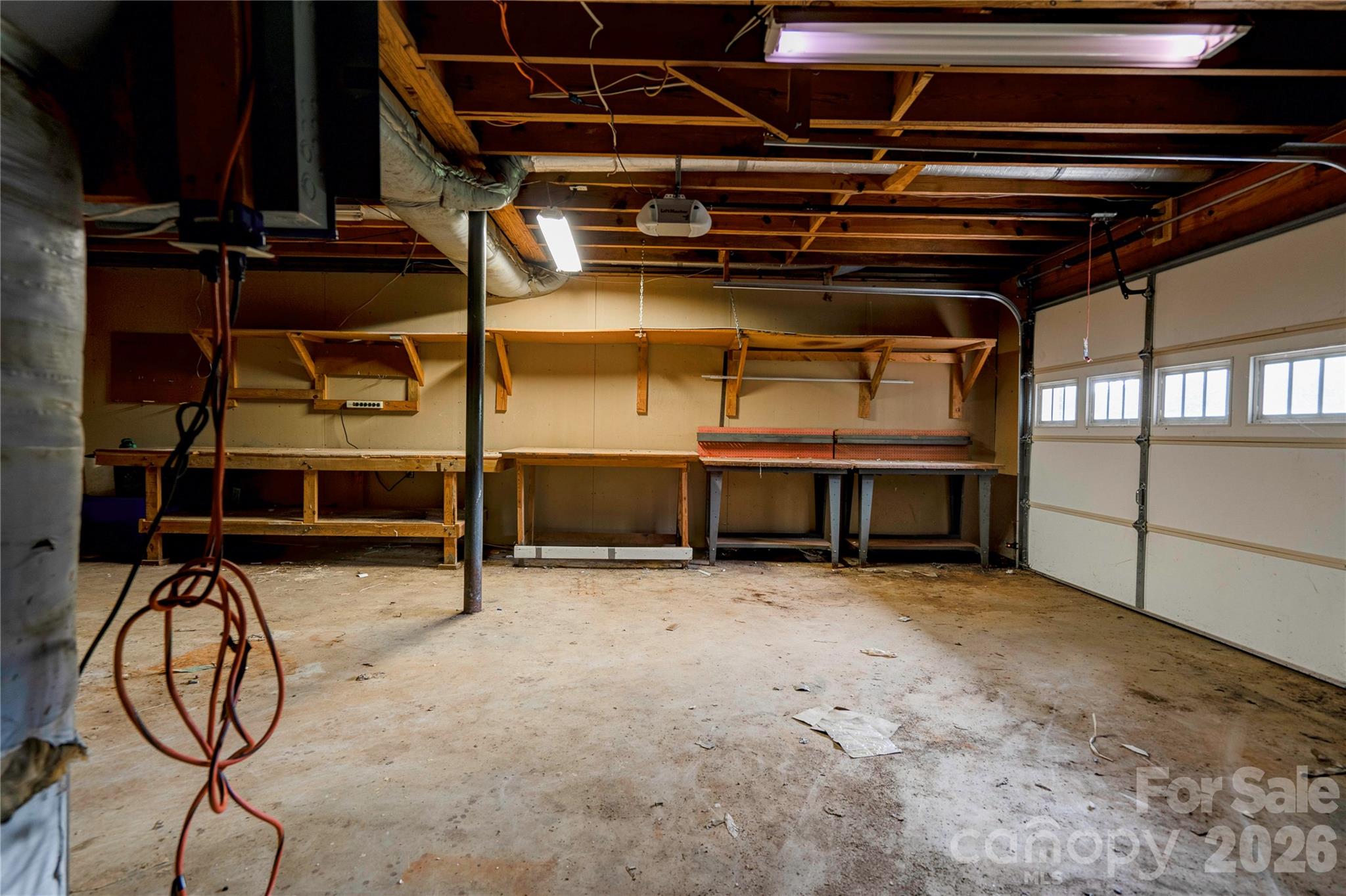 3016 Longwood Drive Property Photo 44
