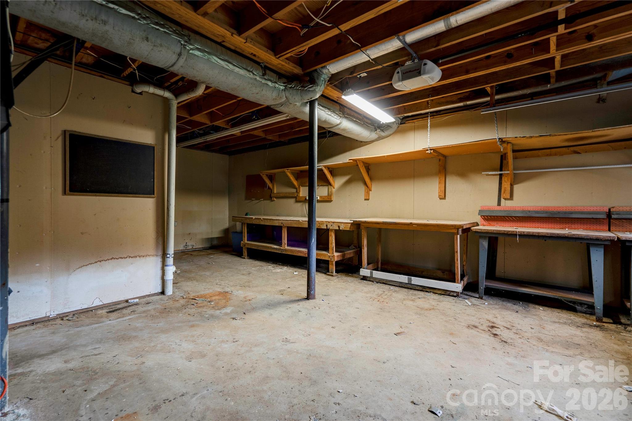 3016 Longwood Drive Property Photo 45