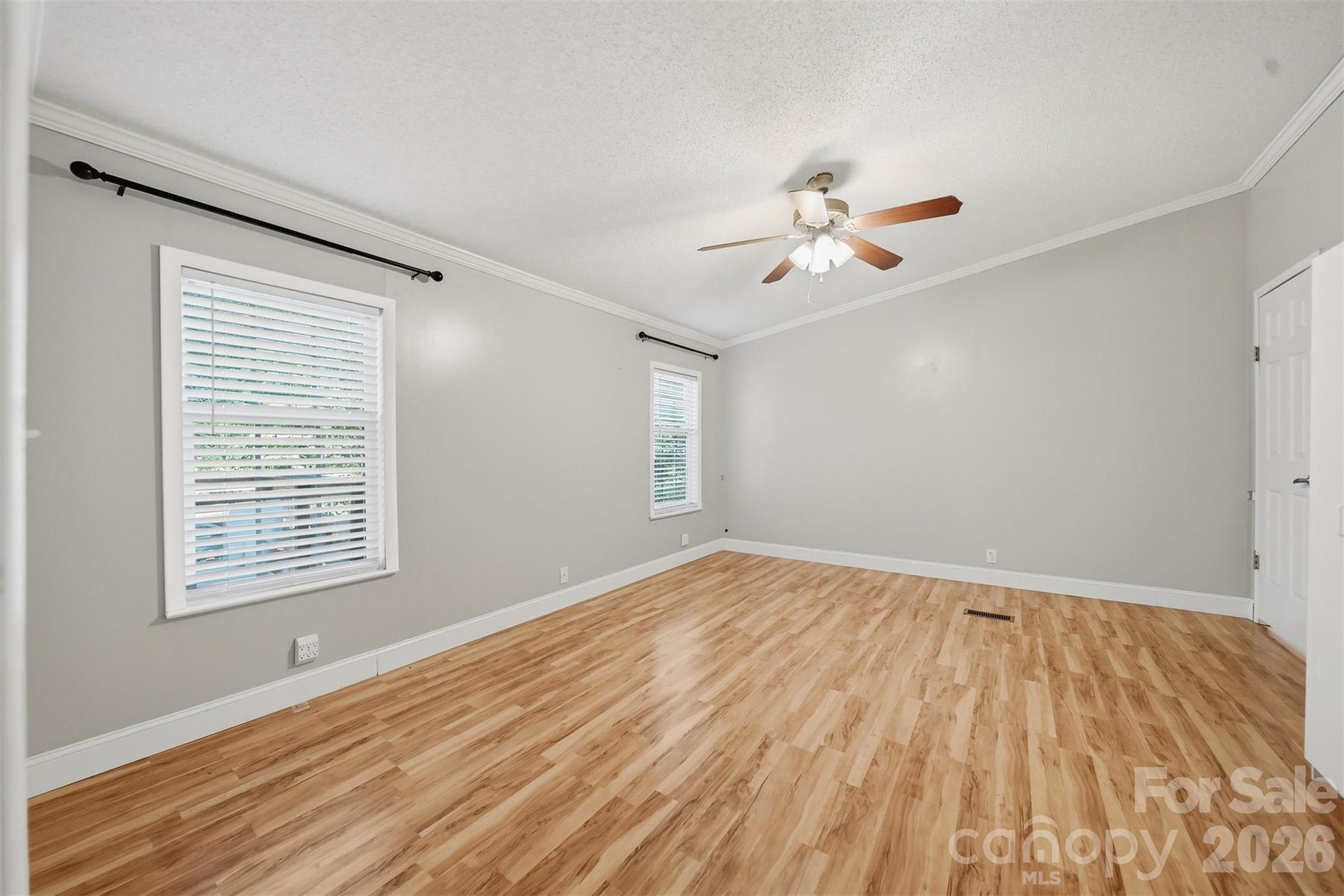 3991 Silver Creek Terrace Property Photo 11