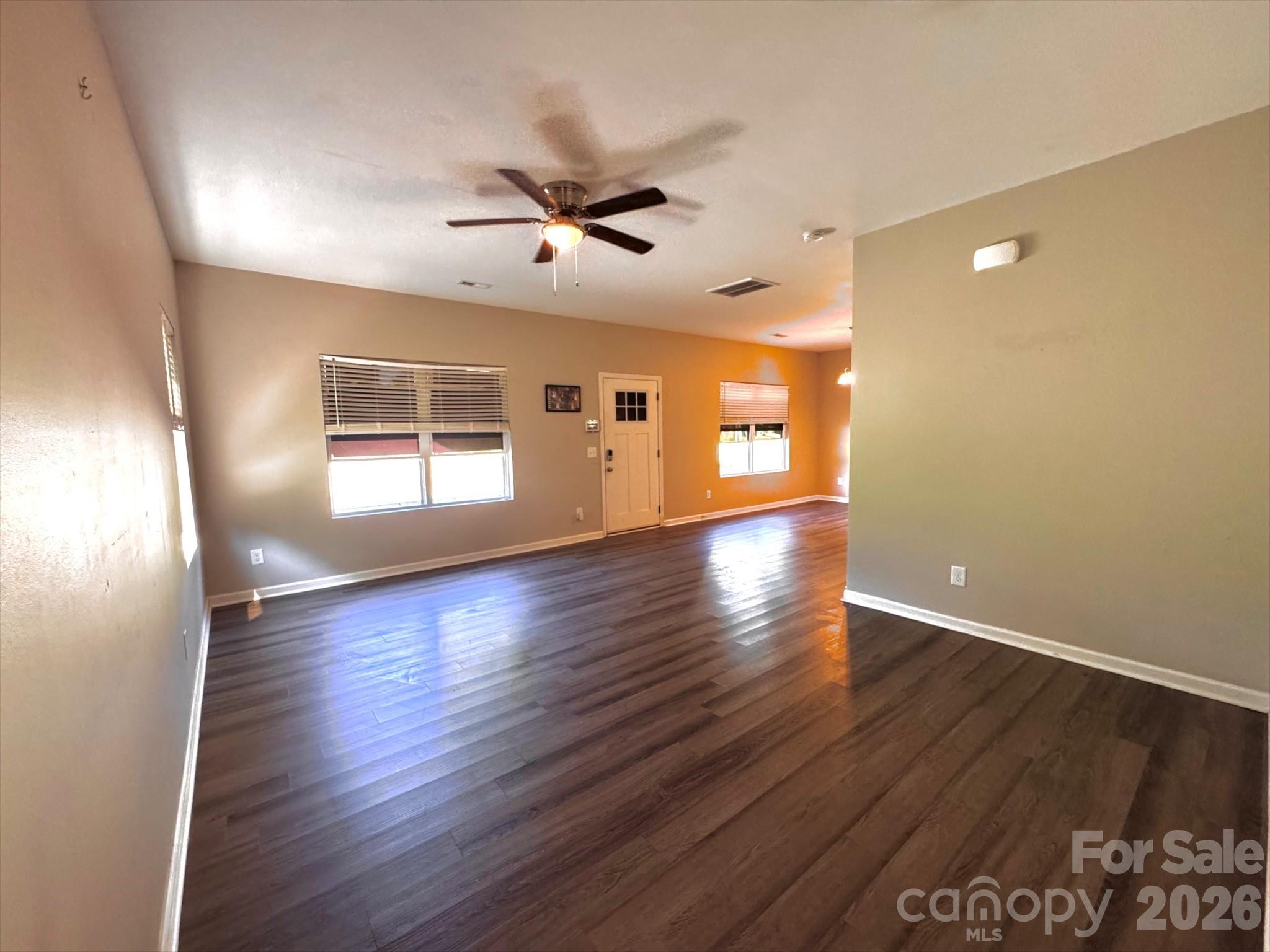 207 Freedom Drive Property Photo 9
