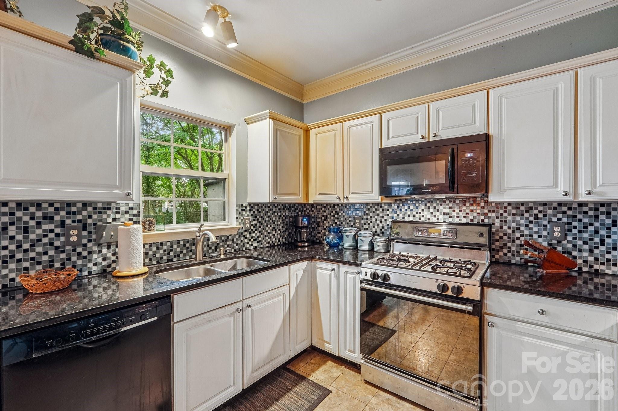 3429 Turtle Cross Lane Property Photo 14