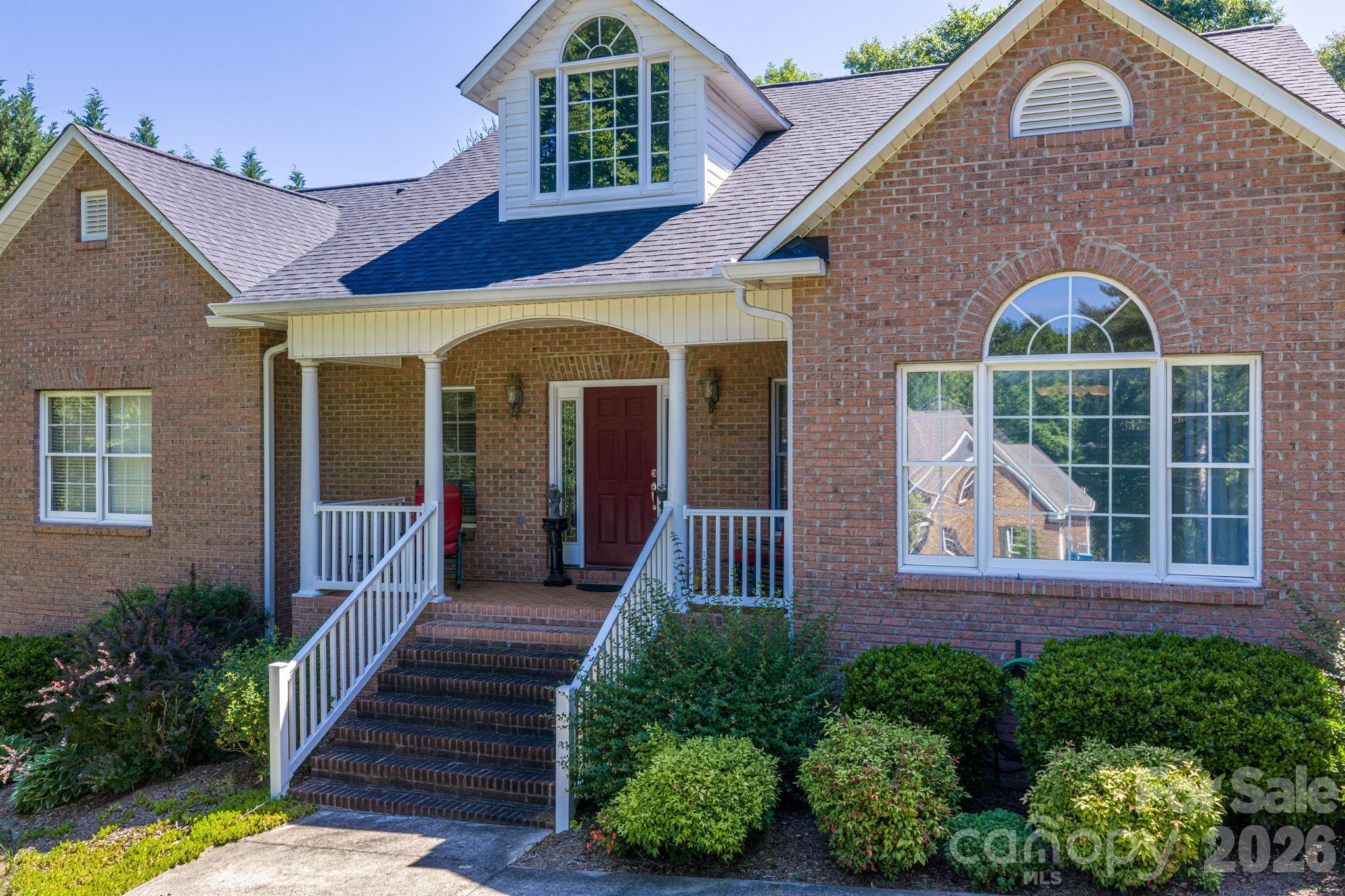 170 Windsor Drive Property Photo 2