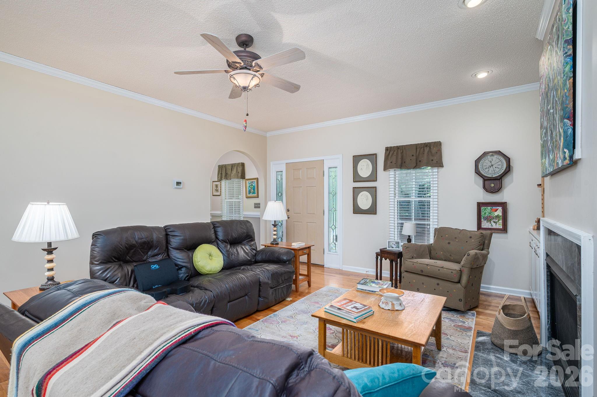 170 Windsor Drive Property Photo 9