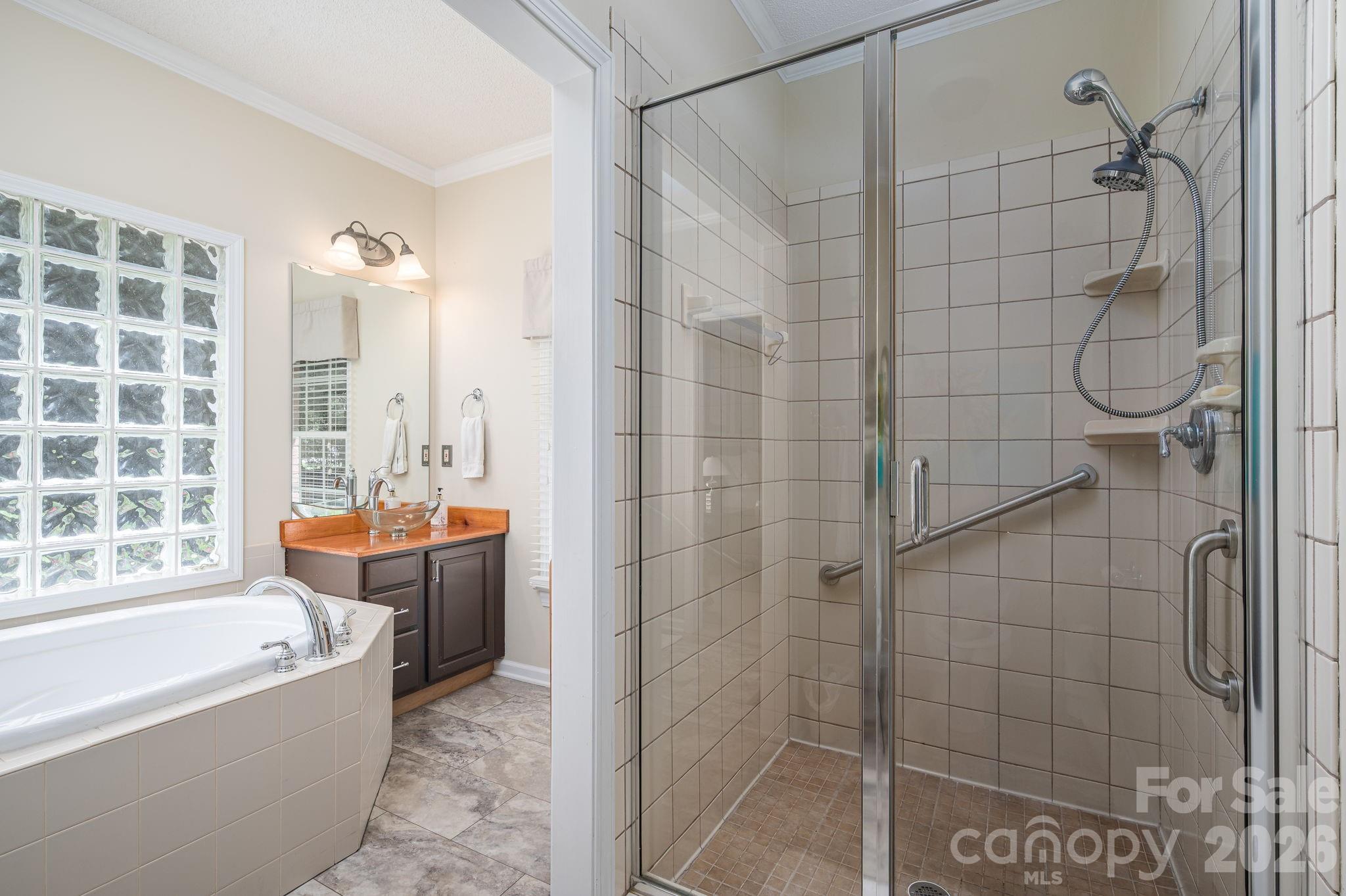 170 Windsor Drive Property Photo 11