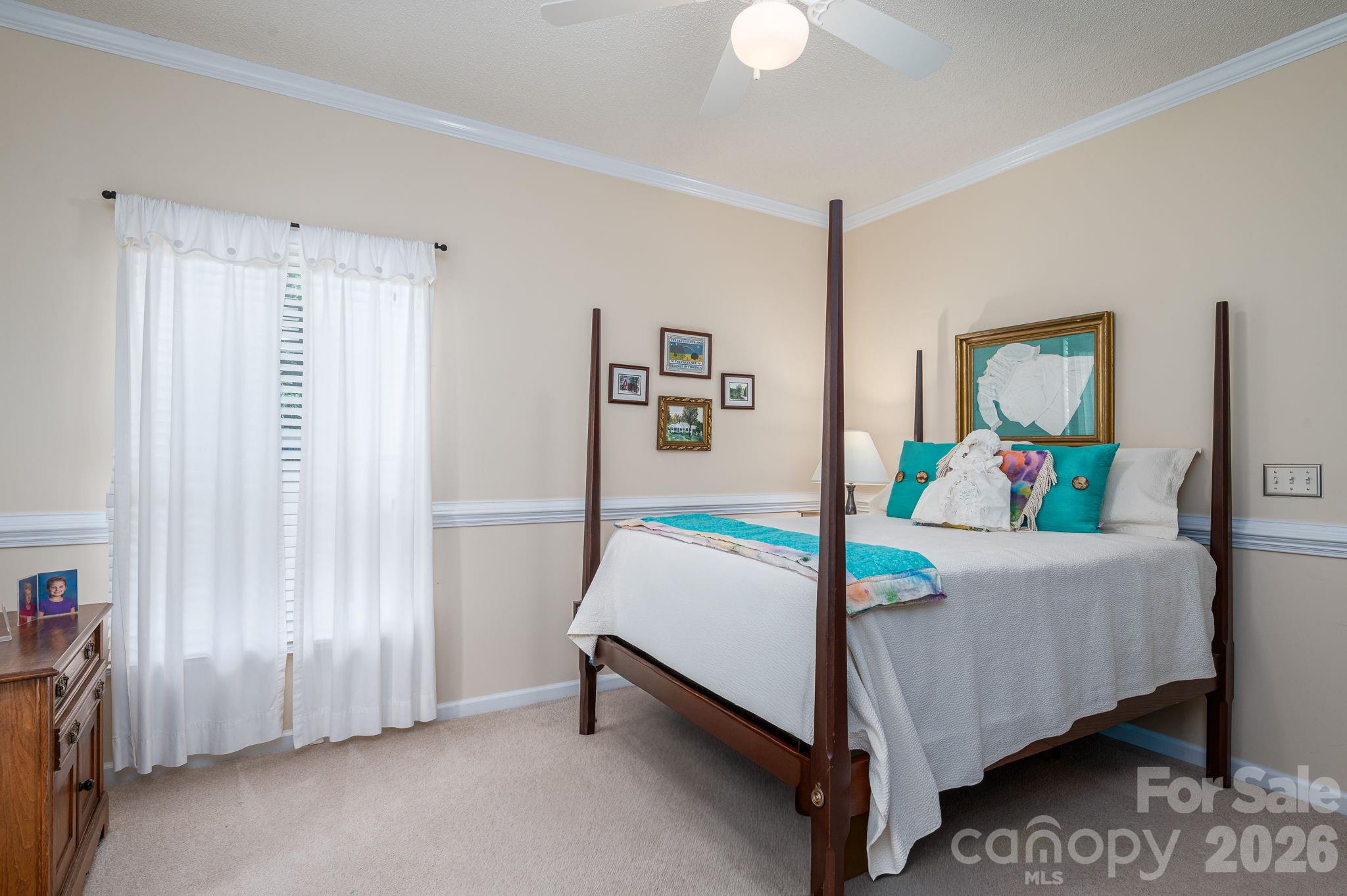 170 Windsor Drive Property Photo 15