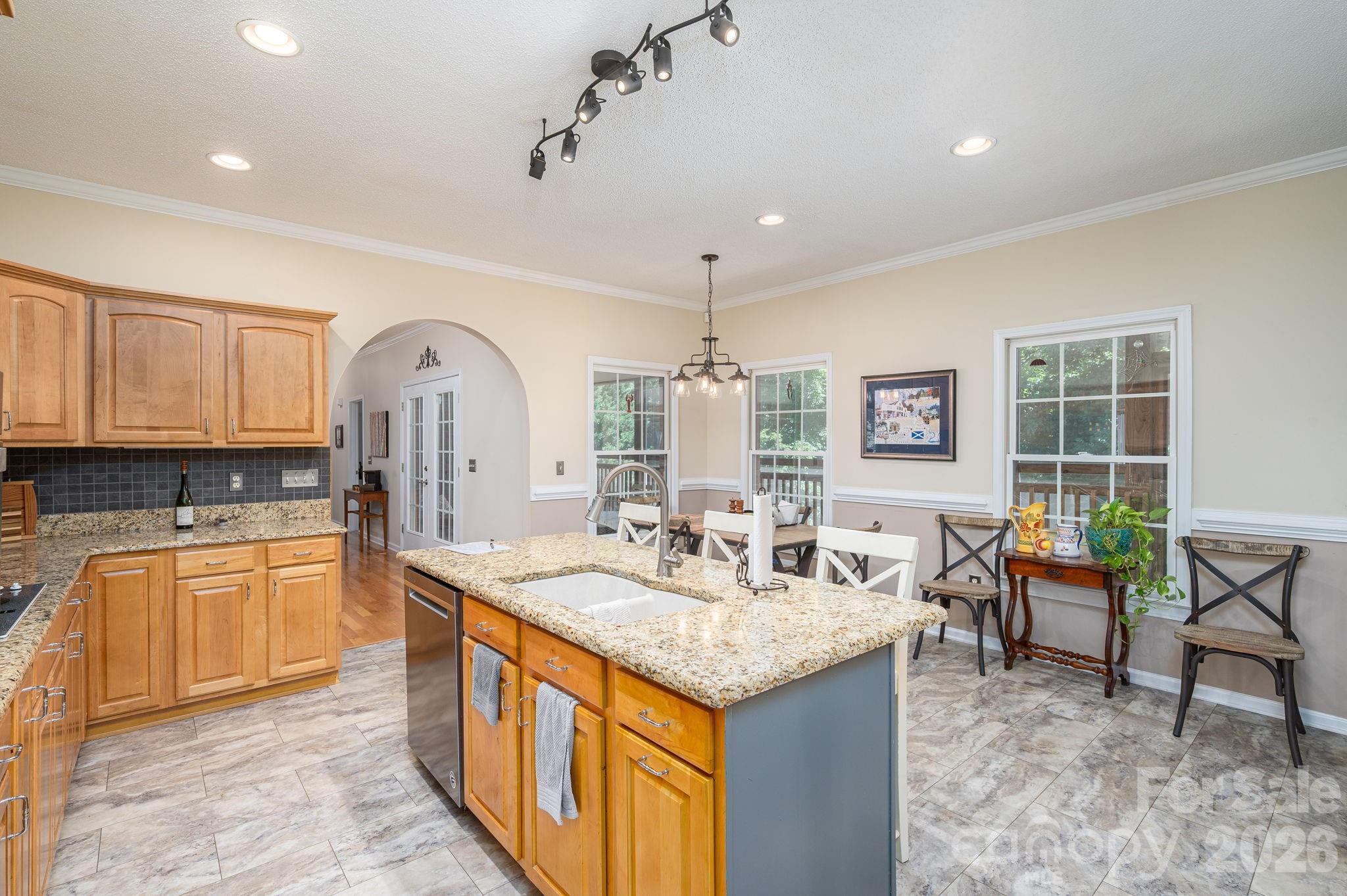 170 Windsor Drive Property Photo 22