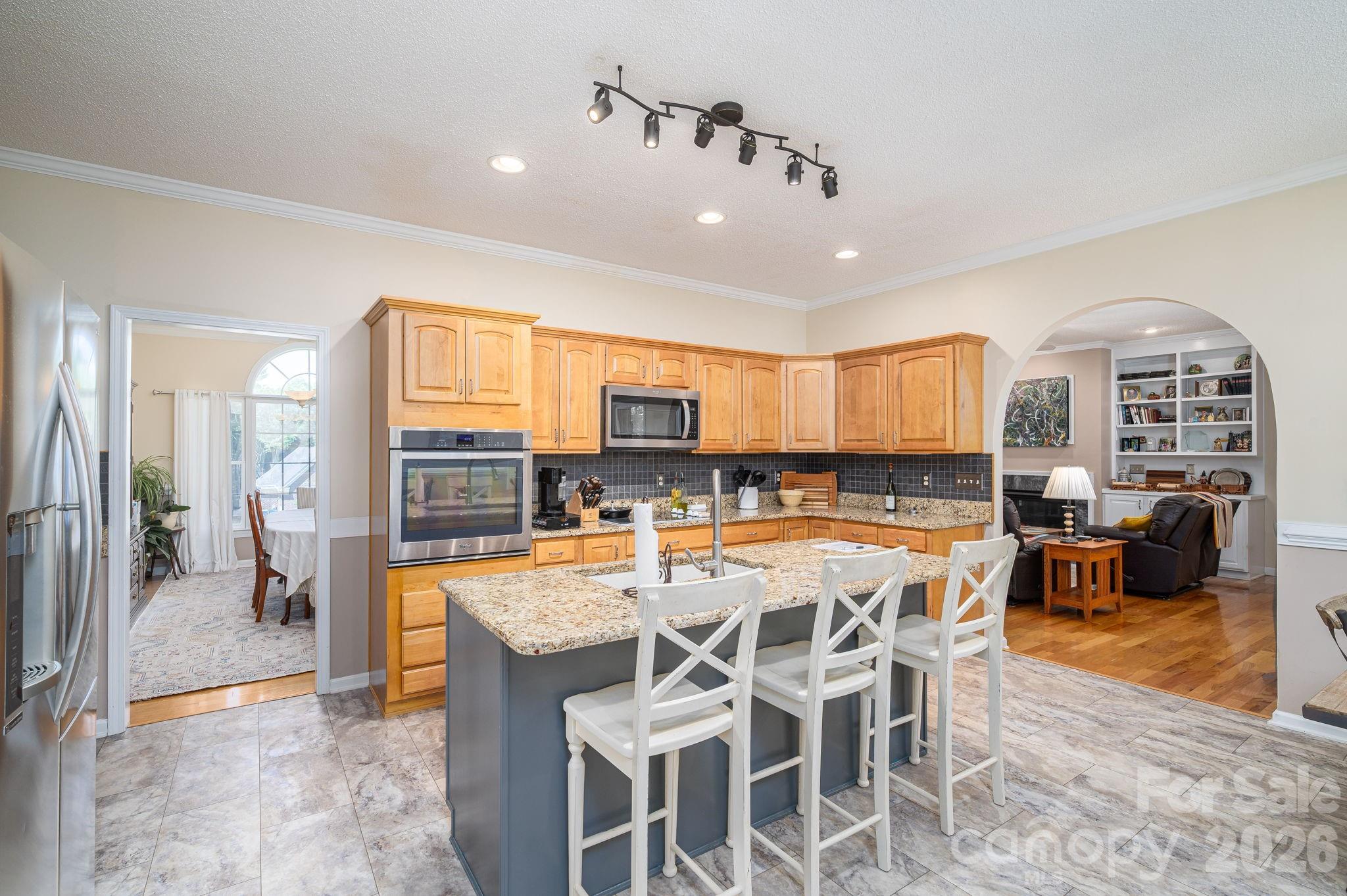 170 Windsor Drive Property Photo 24