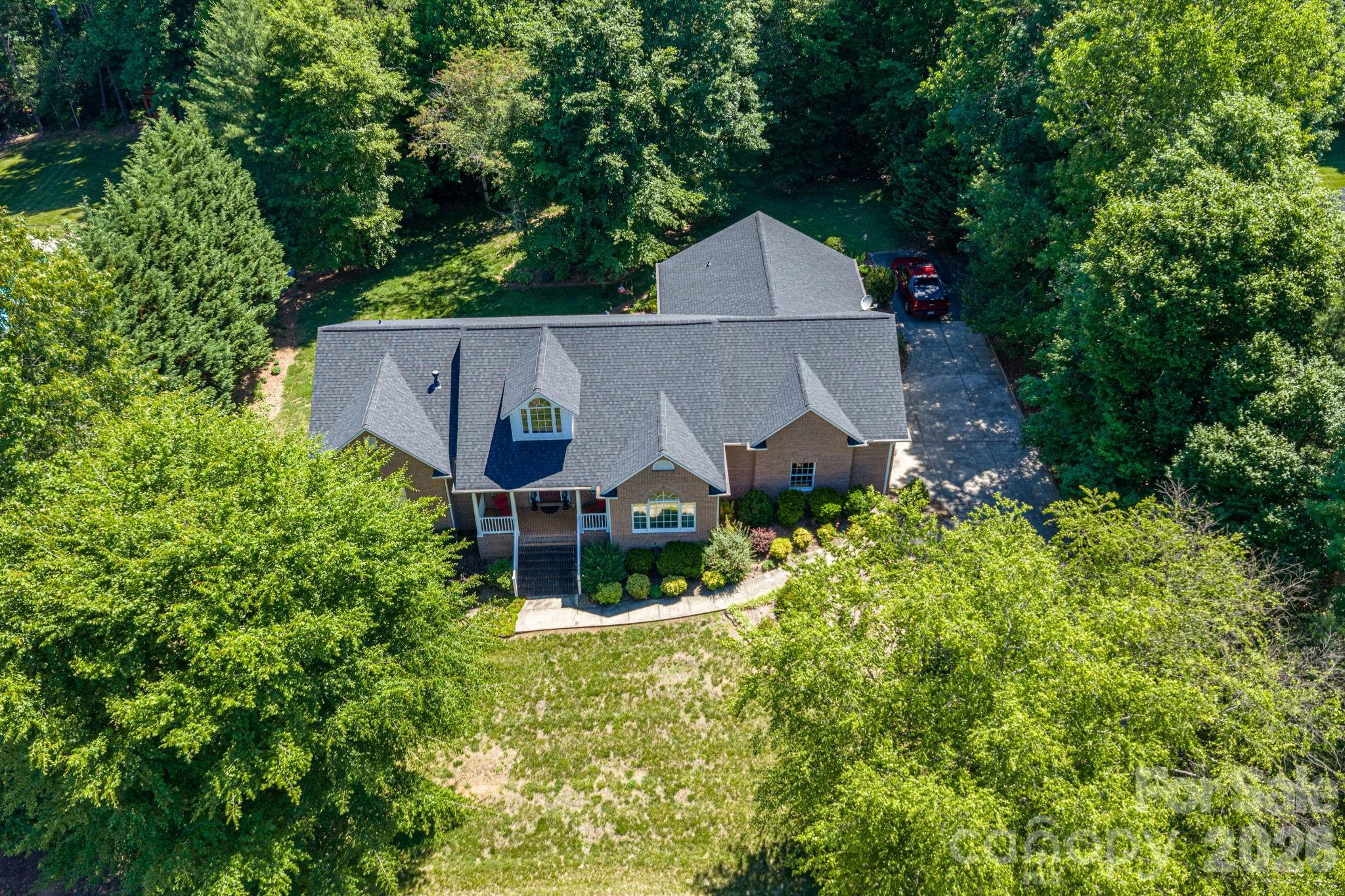 170 Windsor Drive Property Photo 32