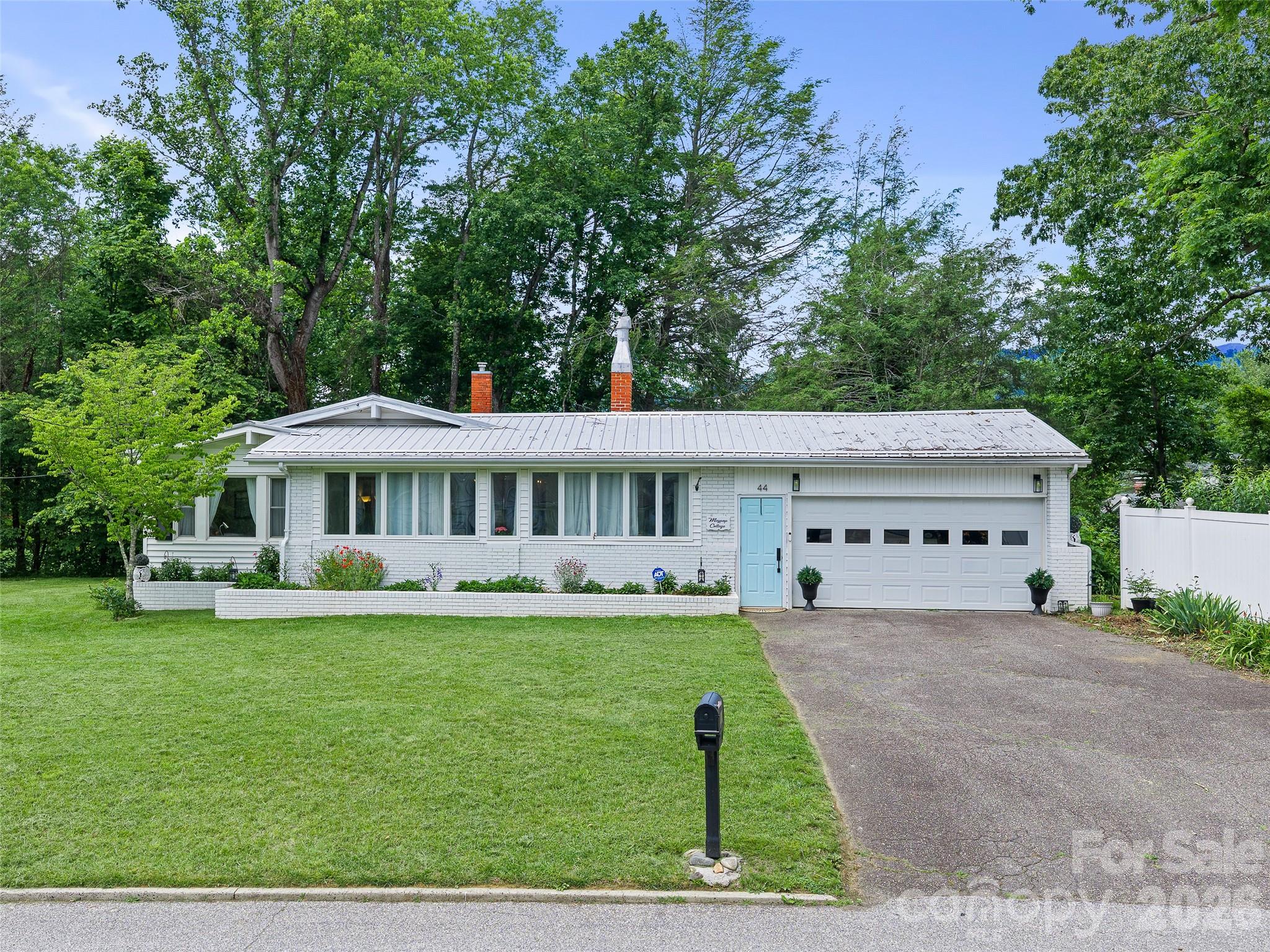 44 Hemlock Avenue Property Photo 26
