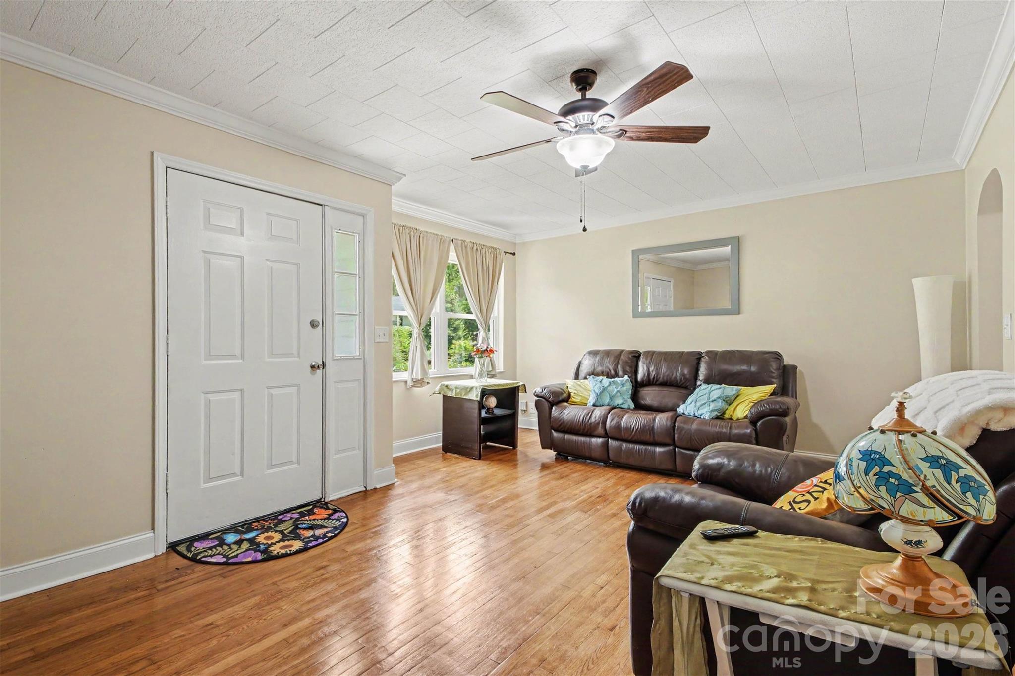 111 Cove Avenue Property Photo 6