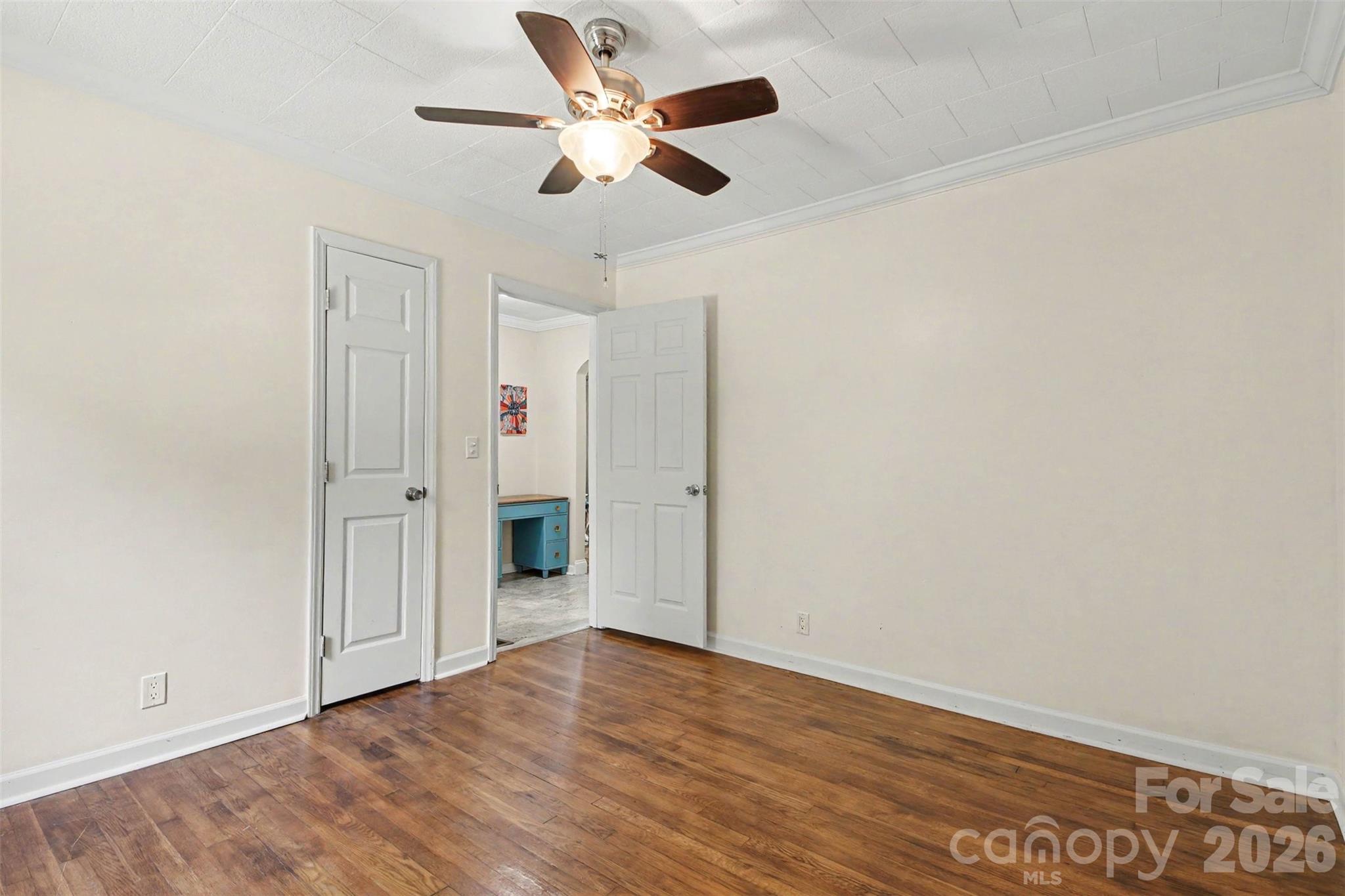 111 Cove Avenue Property Photo 16