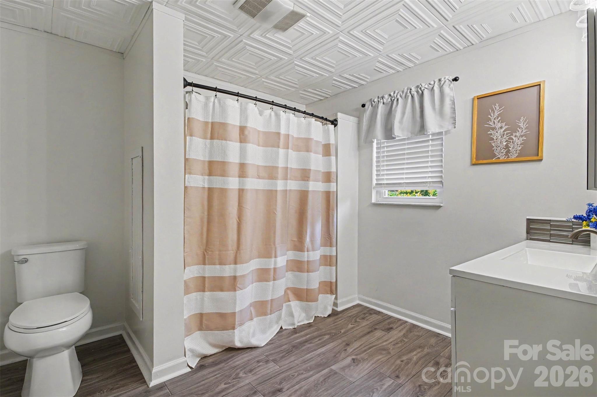 111 Cove Avenue Property Photo 23