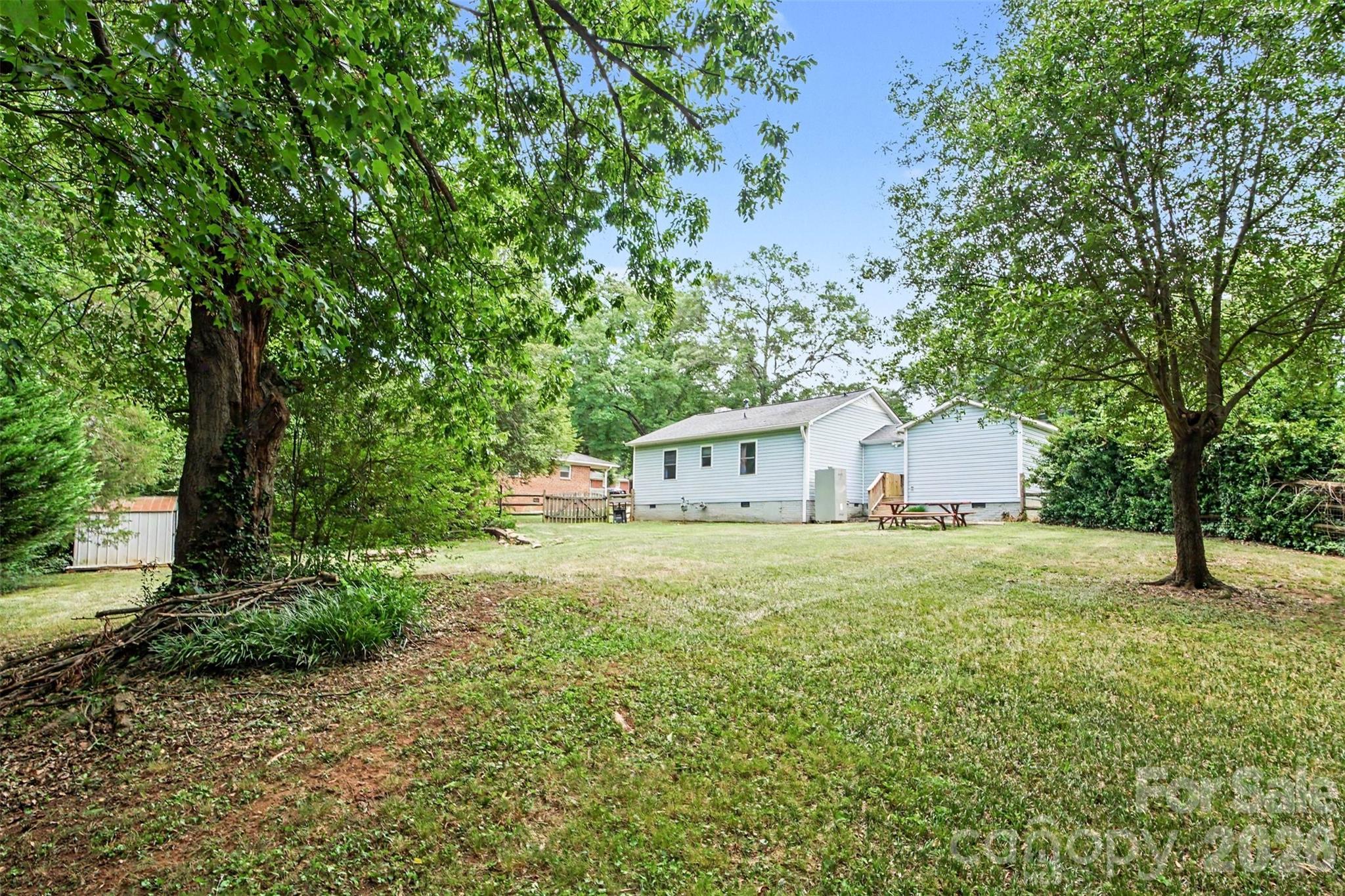 111 Cove Avenue Property Photo 27