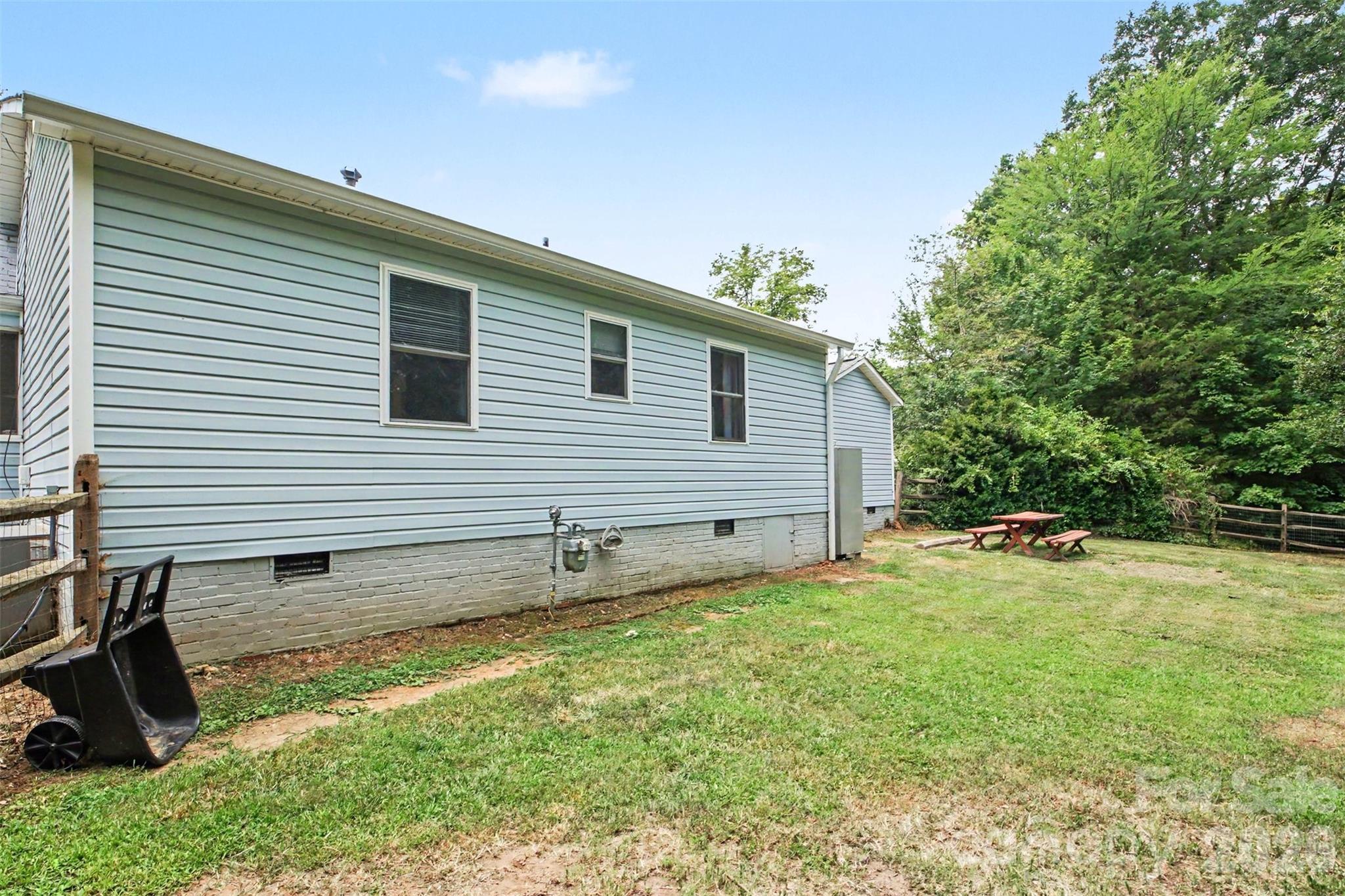 111 Cove Avenue Property Photo 29