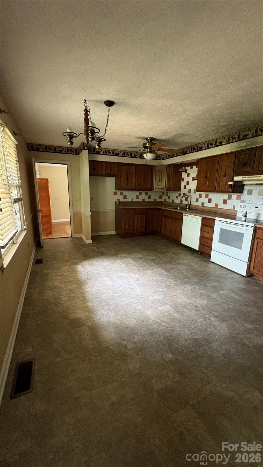 132 Haynes Street Property Photo 11