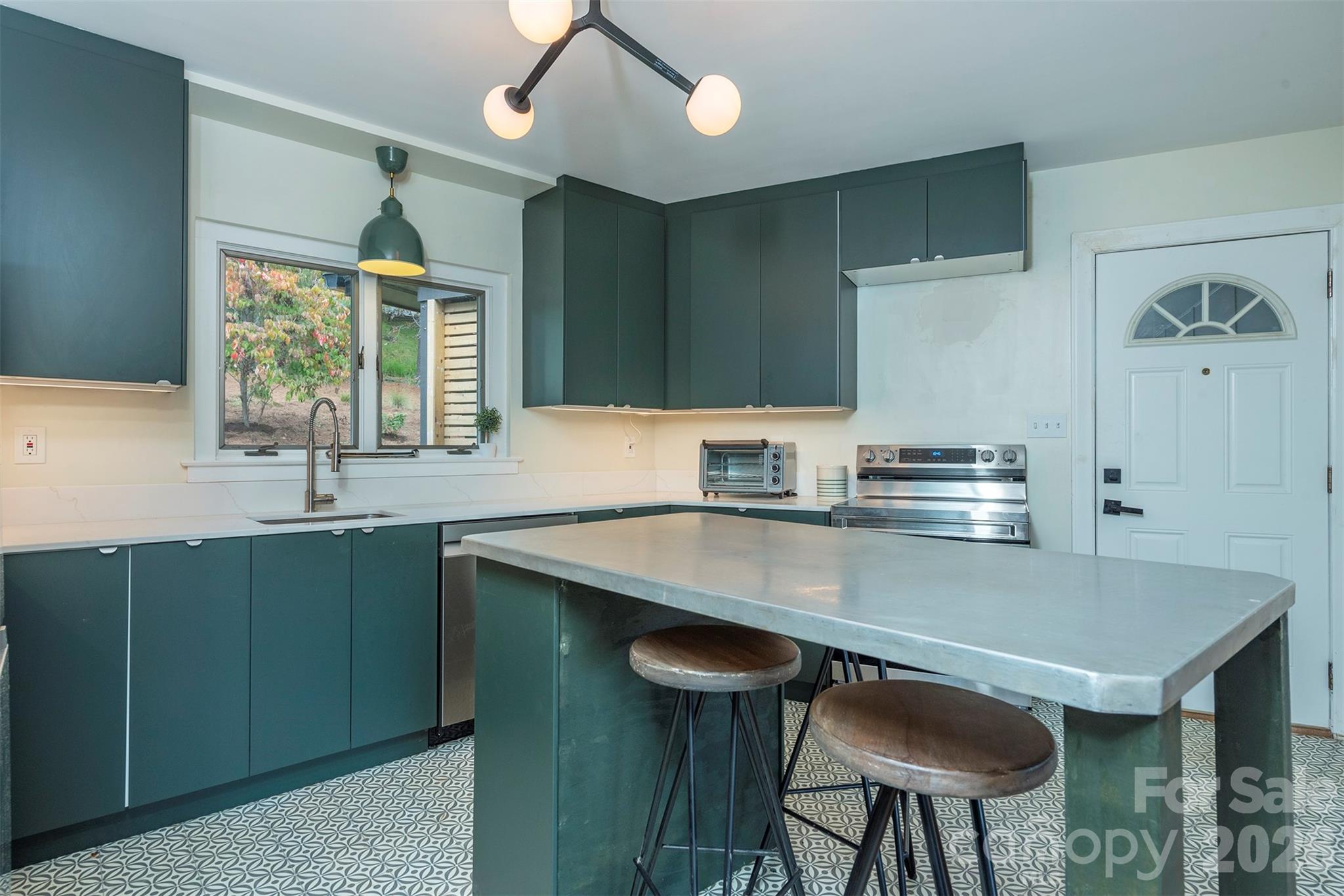 351 Windsor Road Property Photo 13