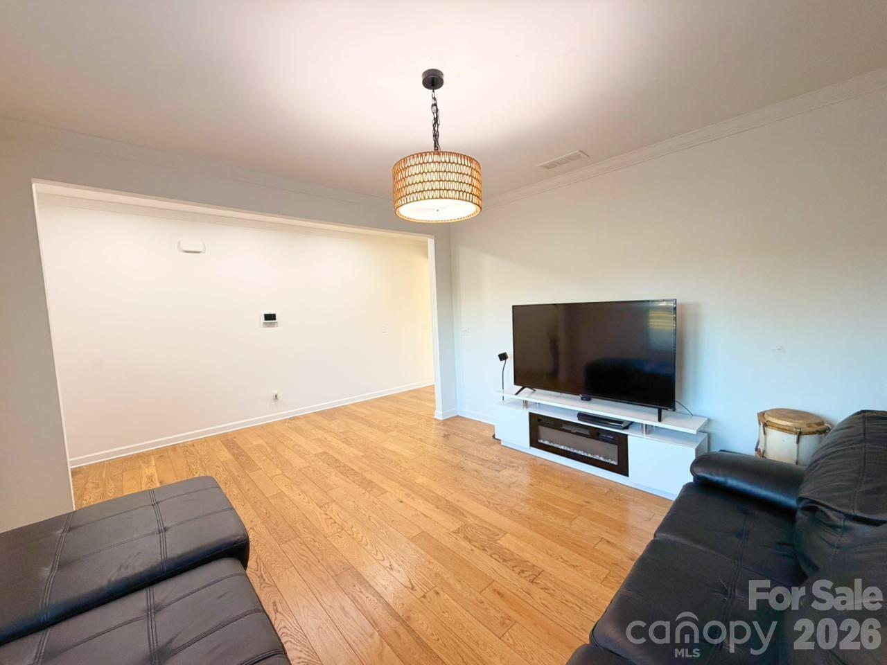 4314 Collingham Drive Property Photo 5
