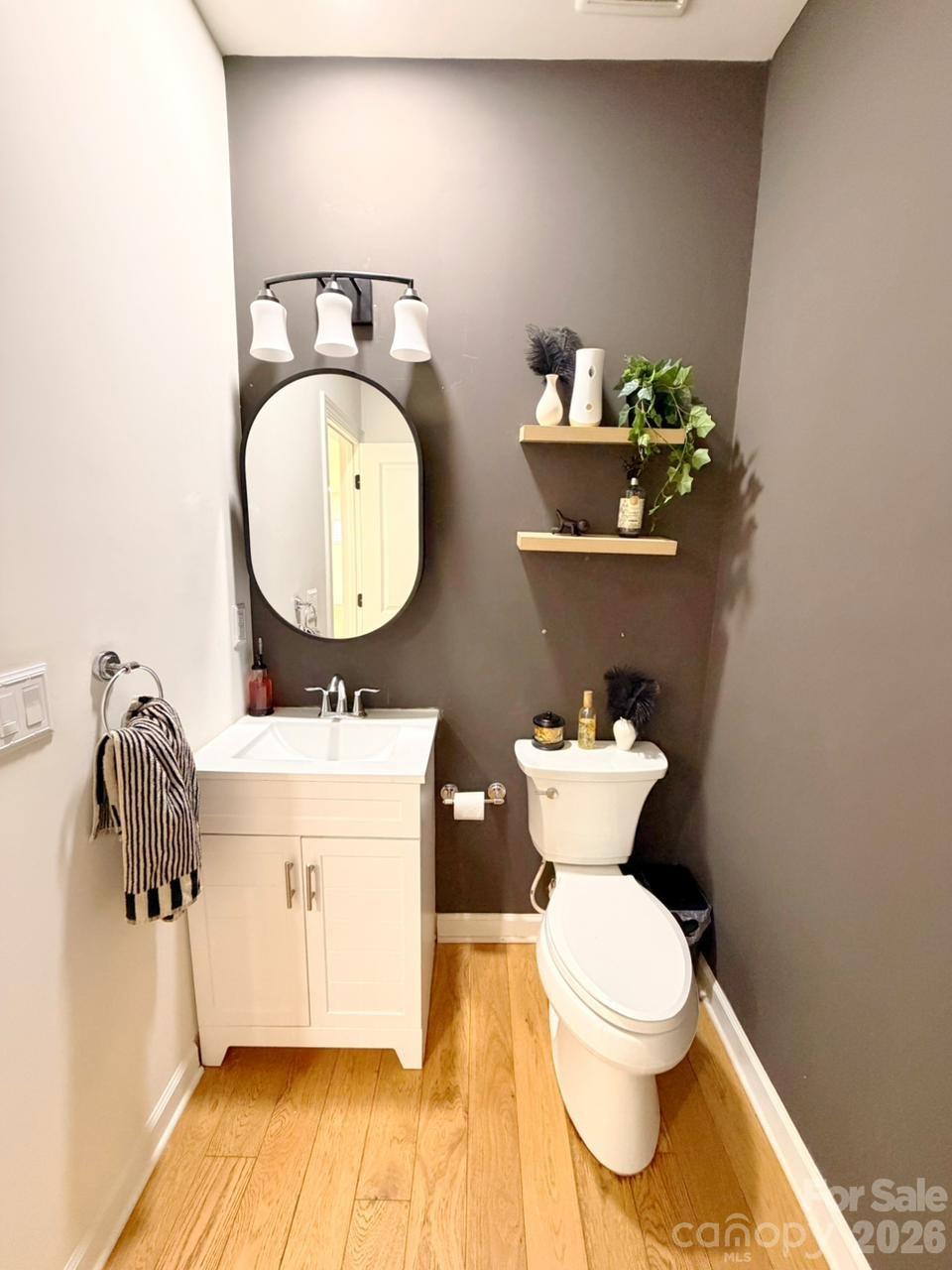 4314 Collingham Drive Property Photo 11