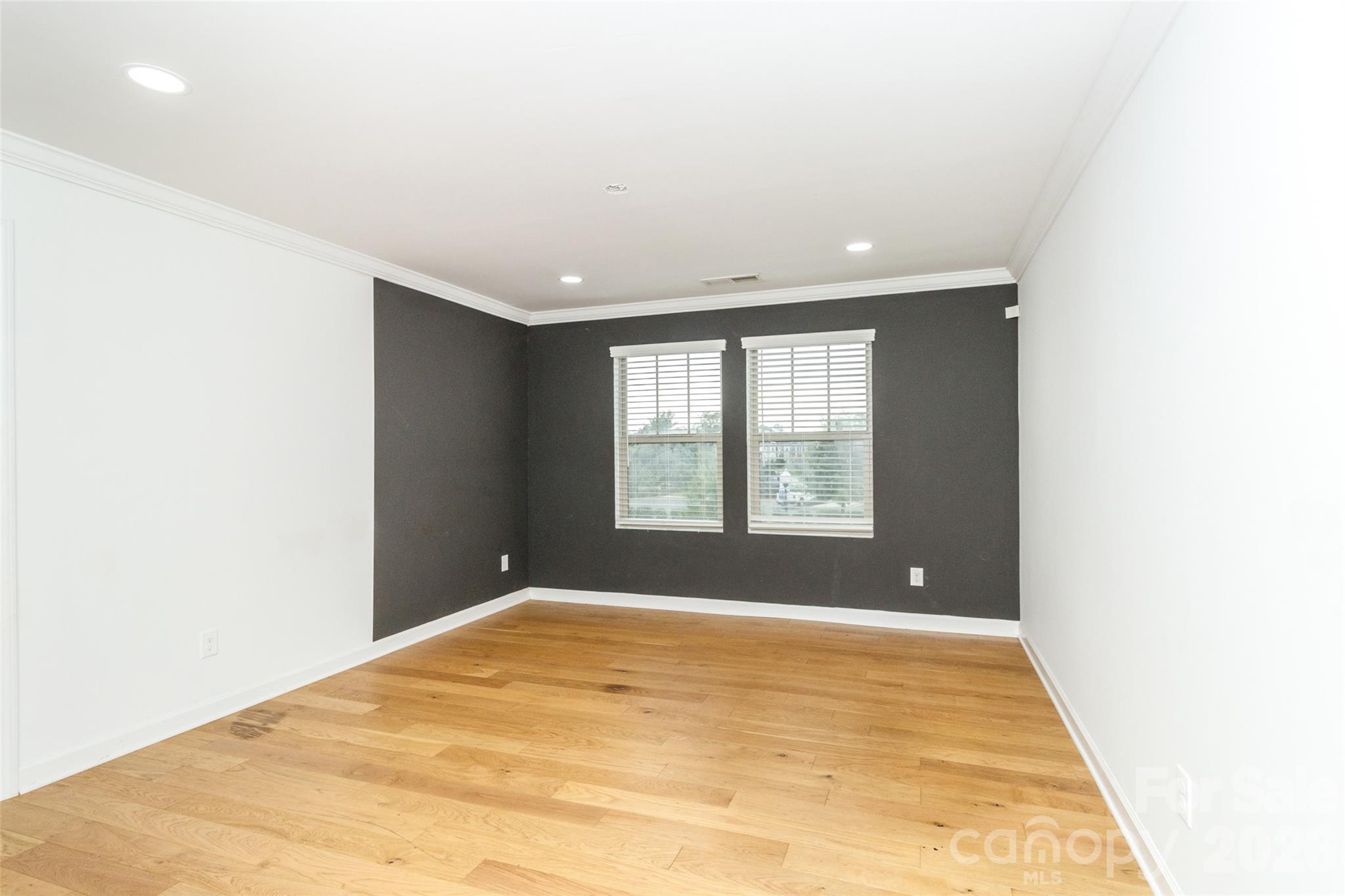 4314 Collingham Drive Property Photo 14