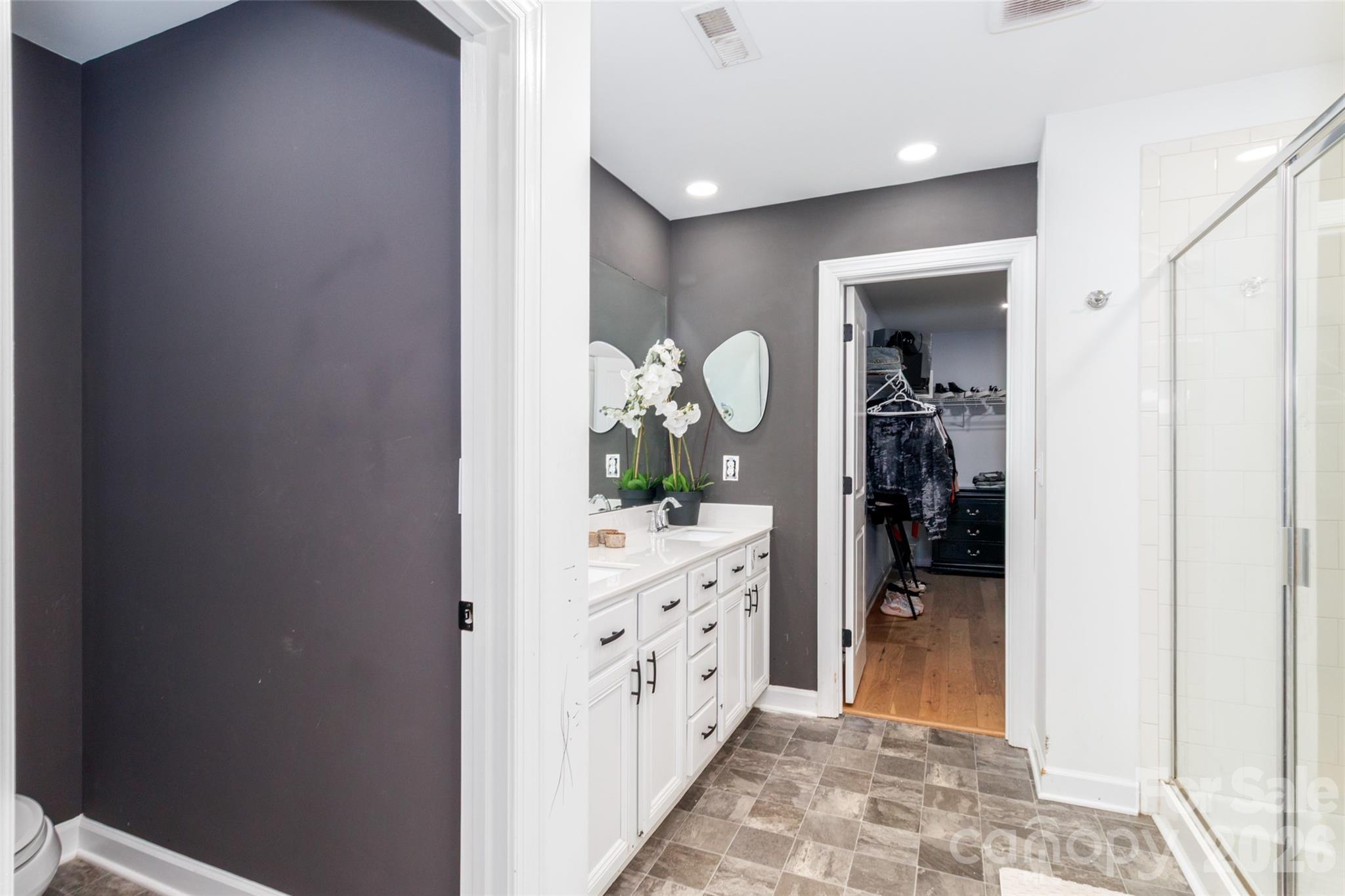 4314 Collingham Drive Property Photo 20