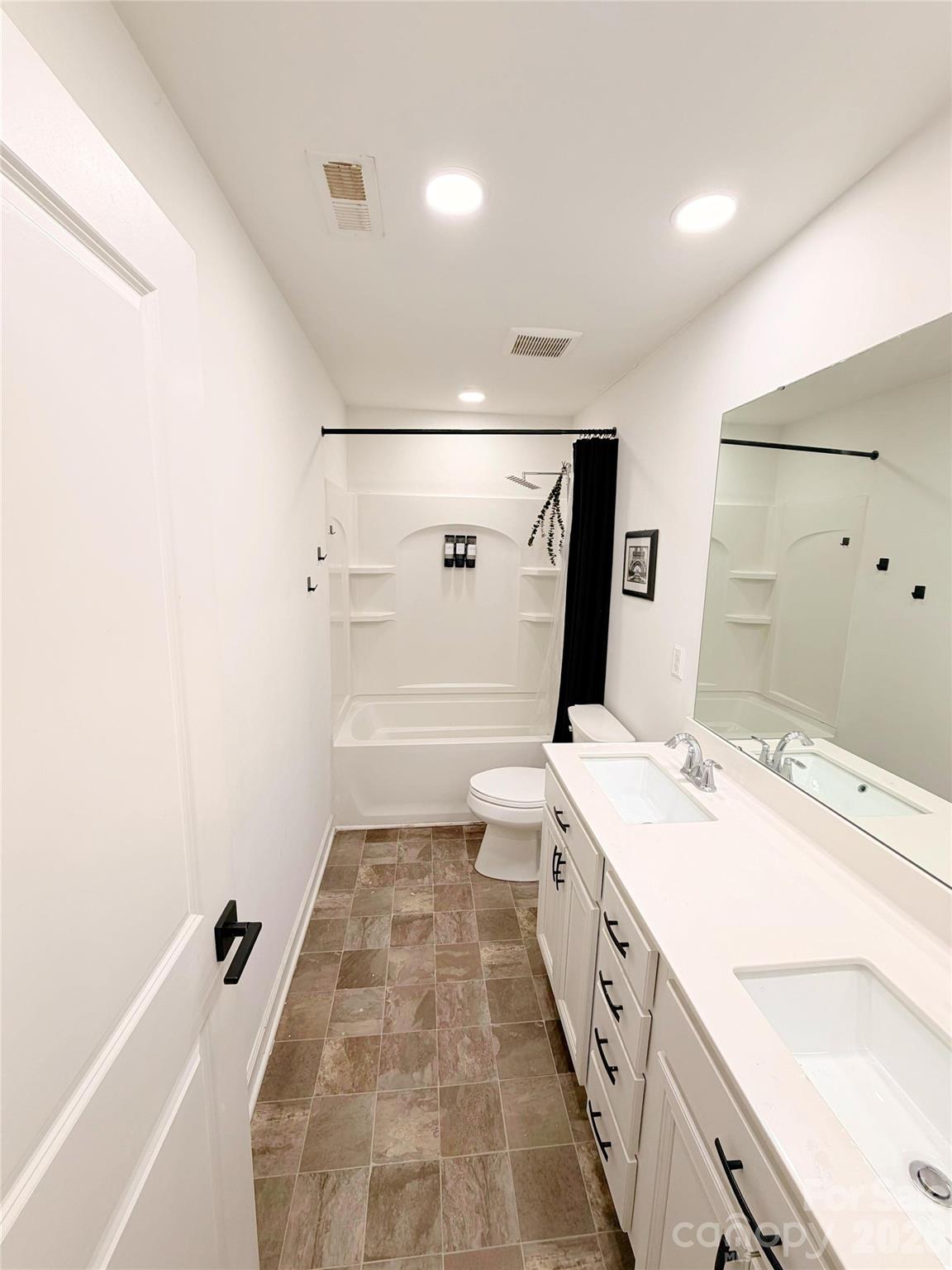 4314 Collingham Drive Property Photo 26