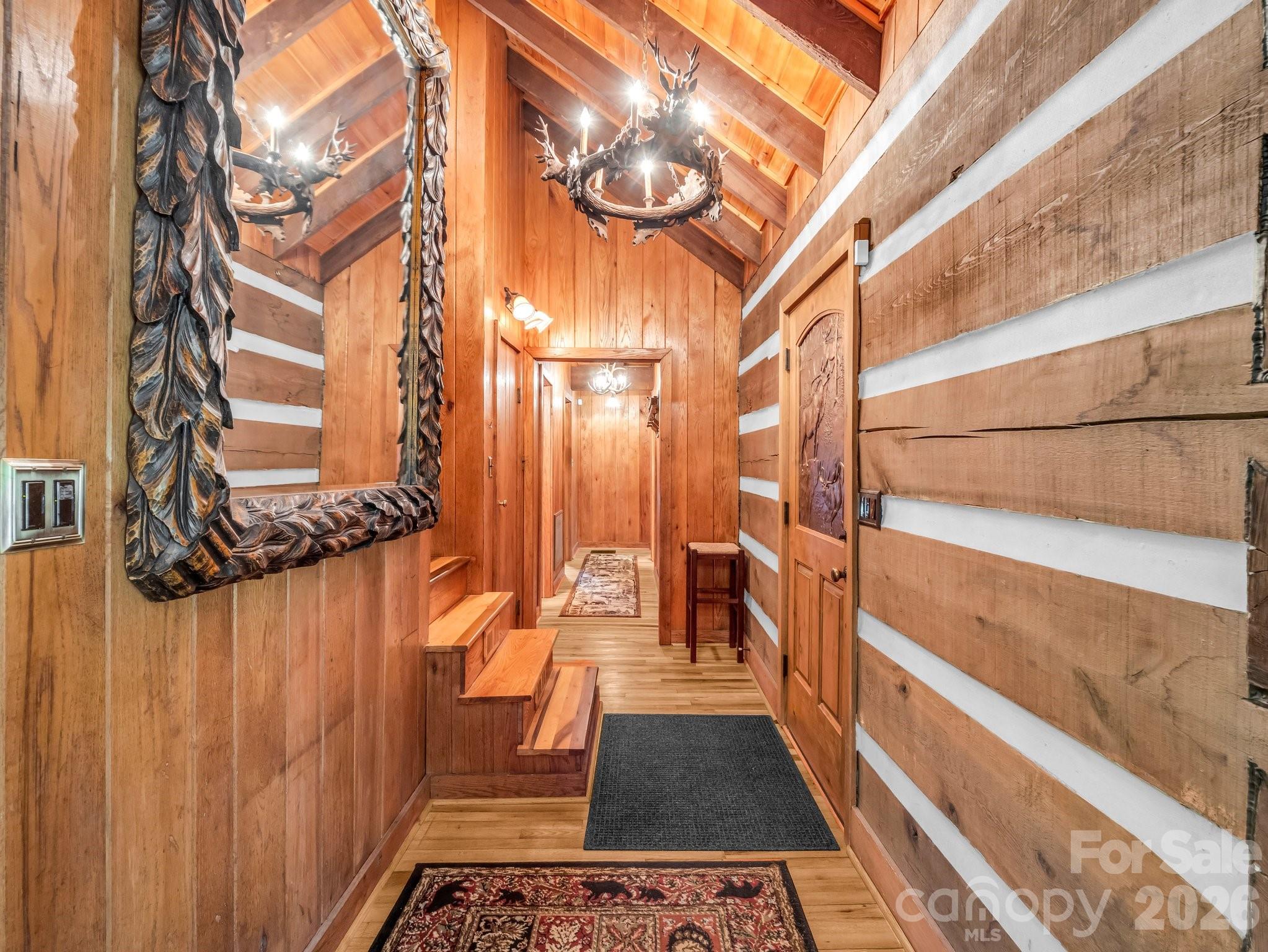 980 Mountain Forest Drive Property Photo 17