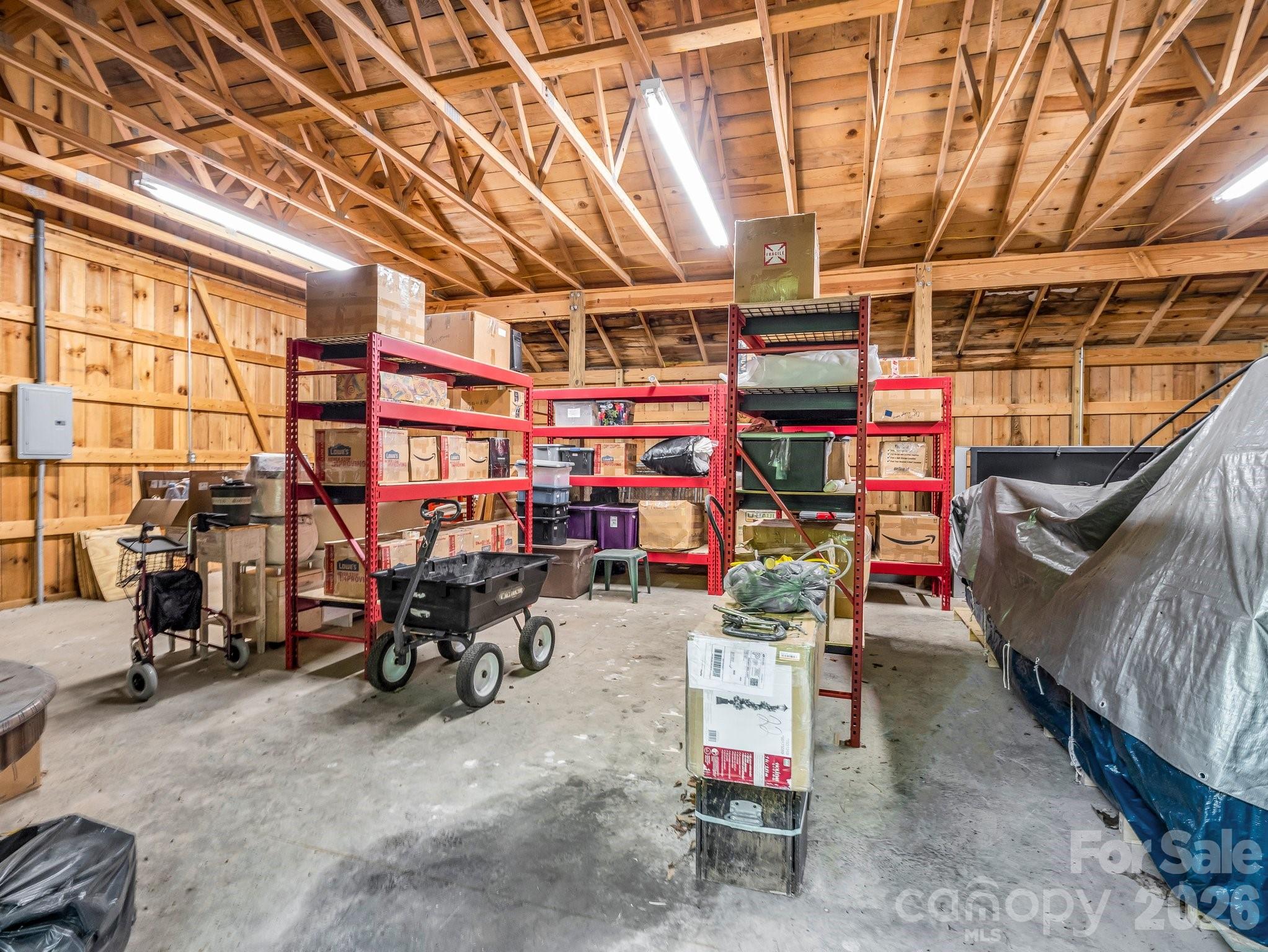 980 Mountain Forest Drive Property Photo 36